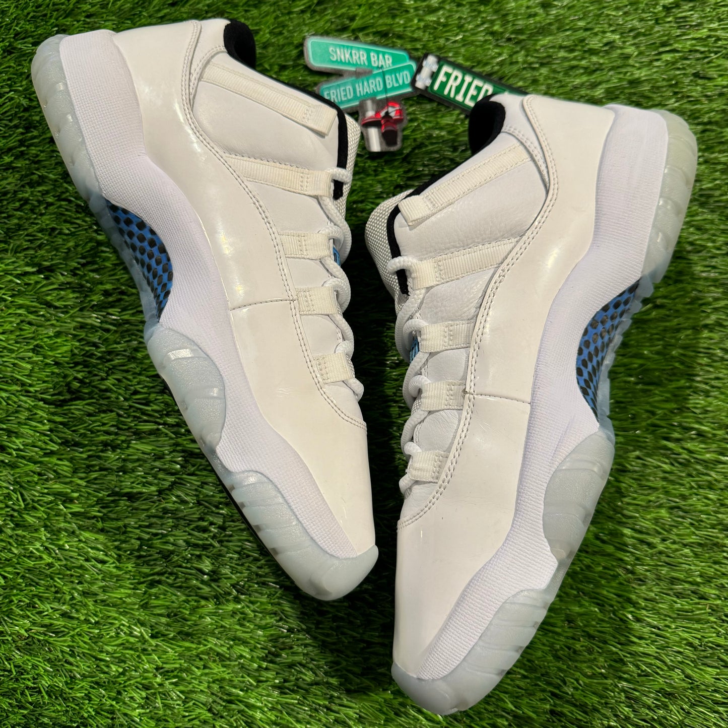 Air Jordan 11 Retro Low 'Legend Blue'