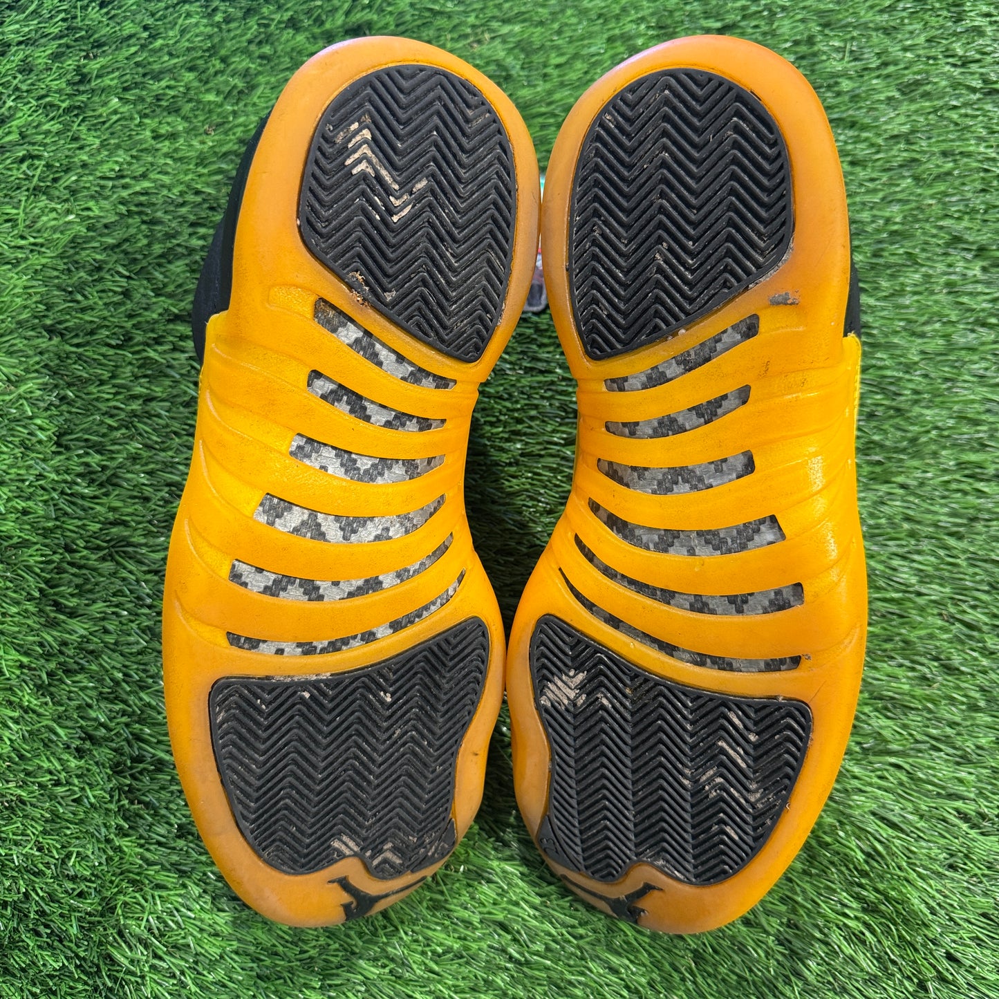 Air Jordan 12 Retro 'University Gold'