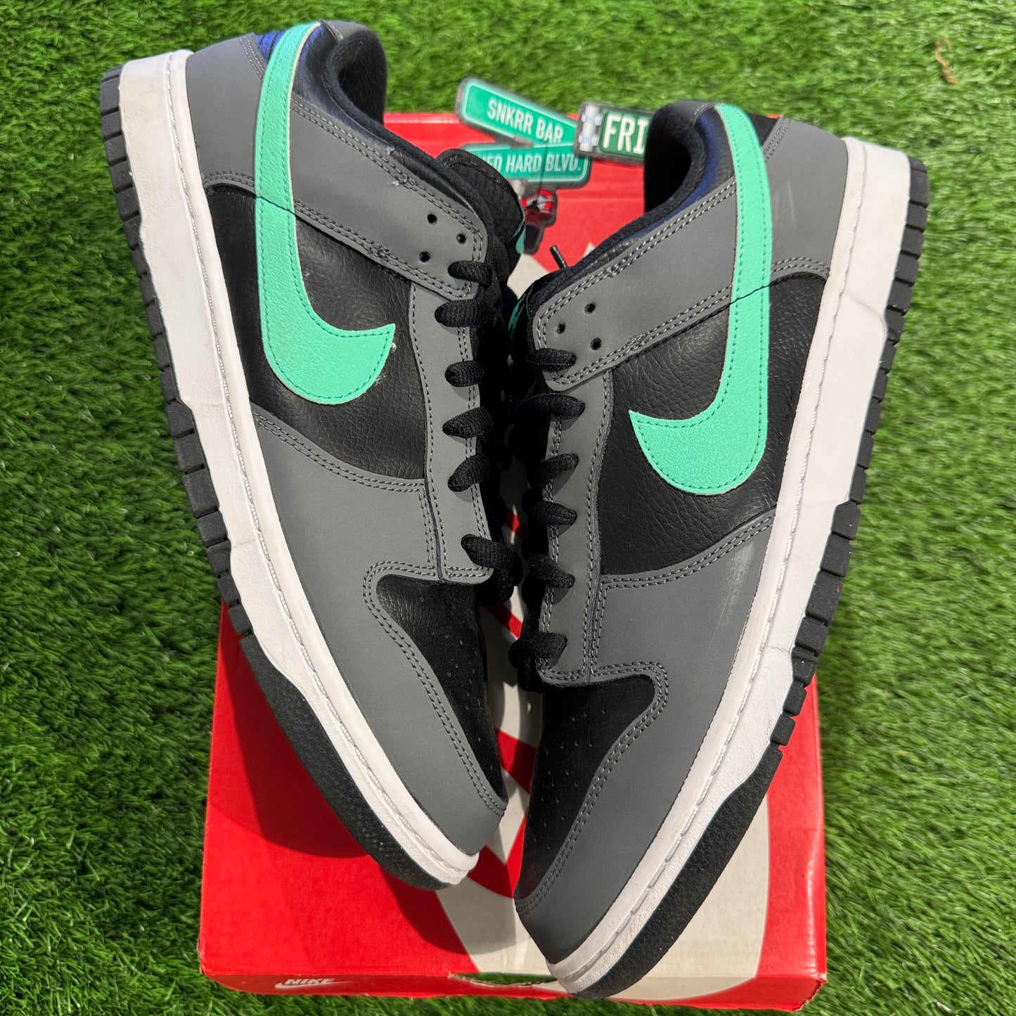 Dunk Low 'Black Green Glow' 13M/14.5W