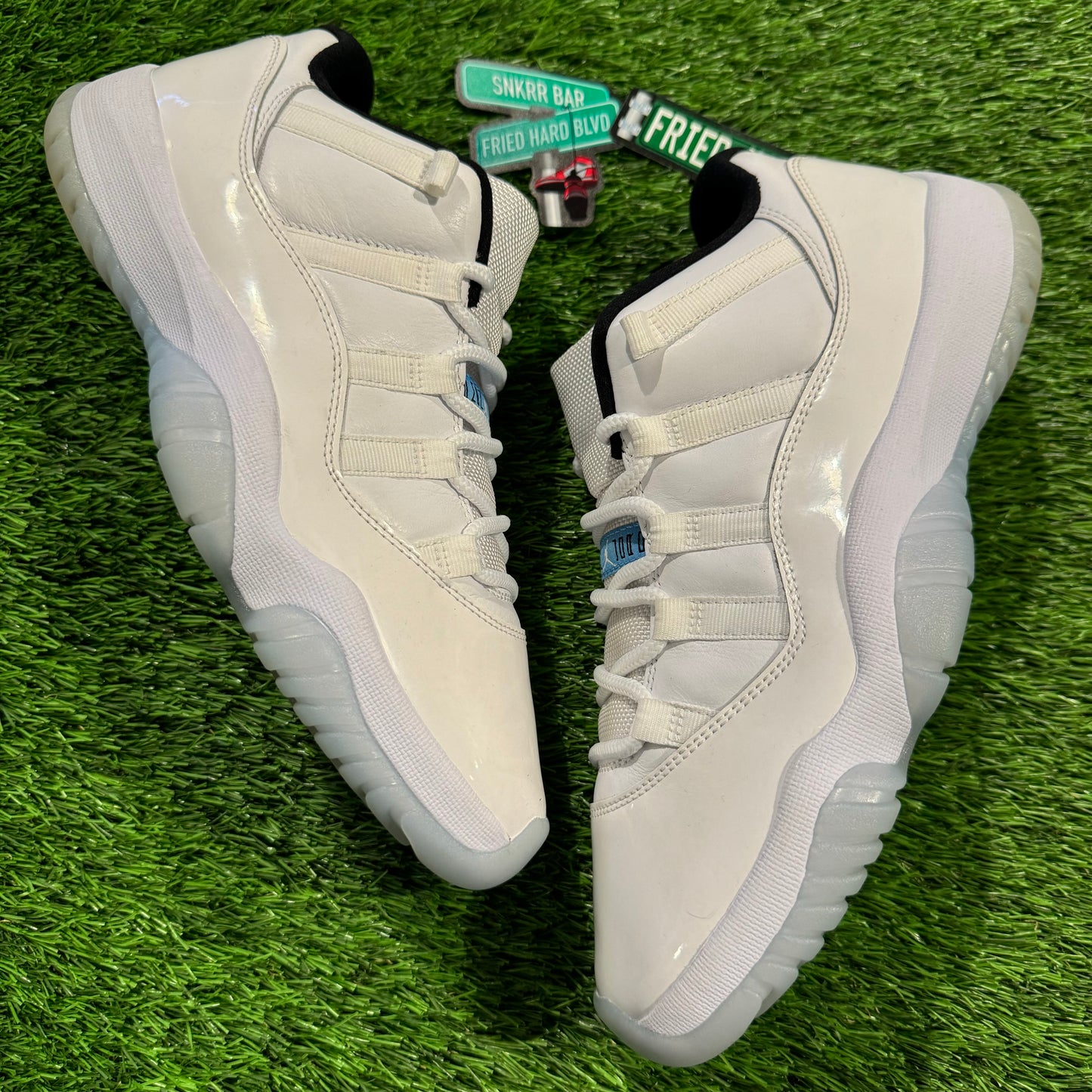 Air Jordan 11 Retro Low 'Legend Blue'