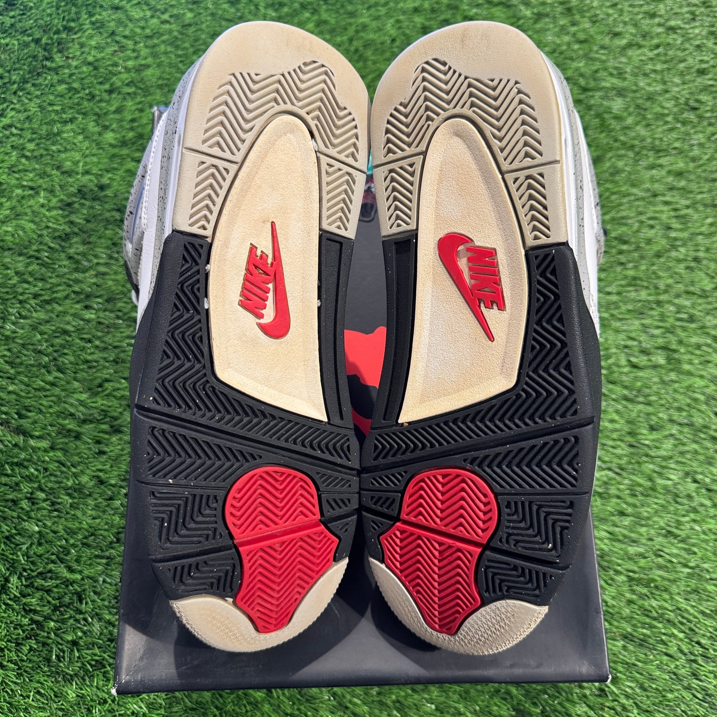 Air Jordan 4 Retro OG 'White Cement' 2016