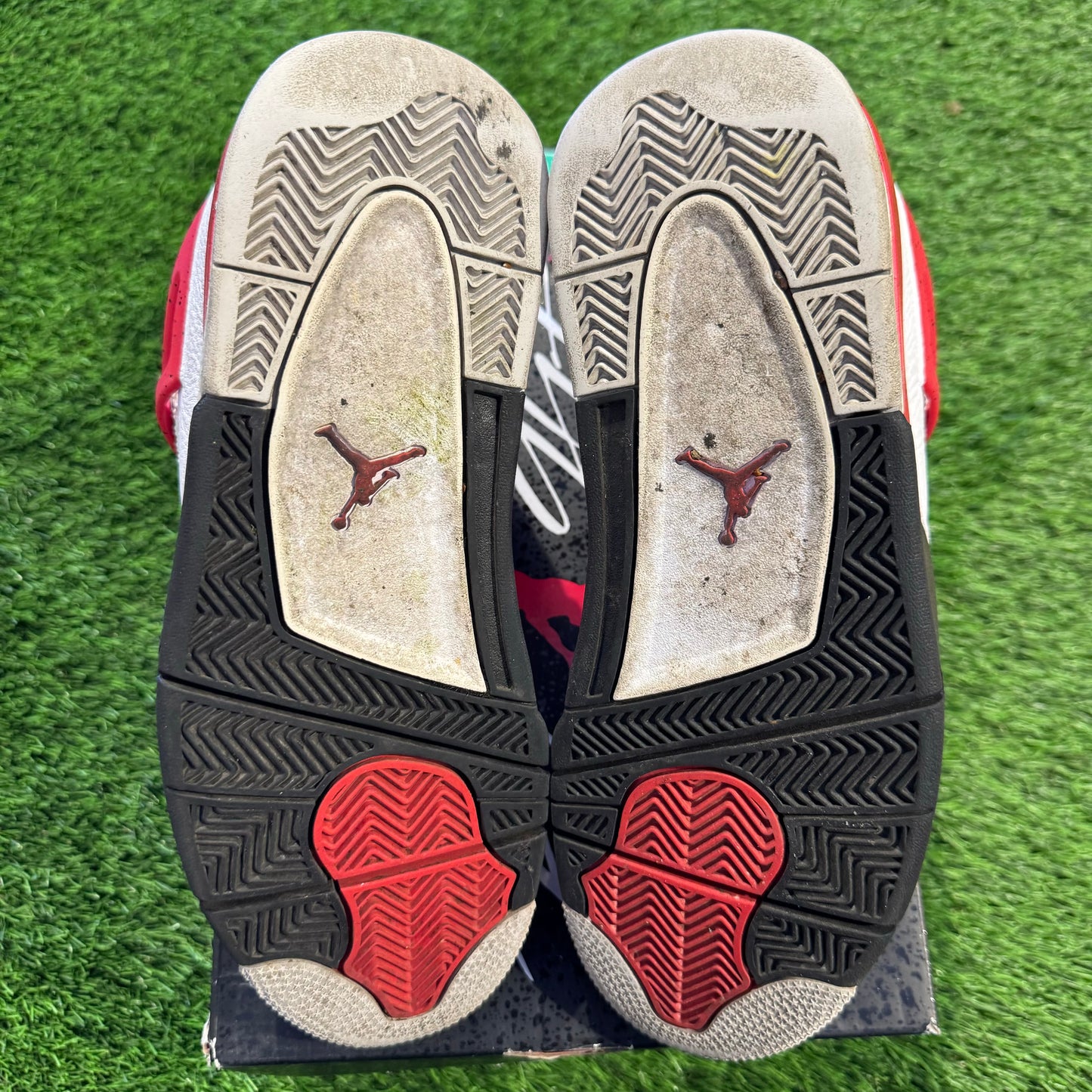 Air Jordan 4 Retro 'Red Cement'