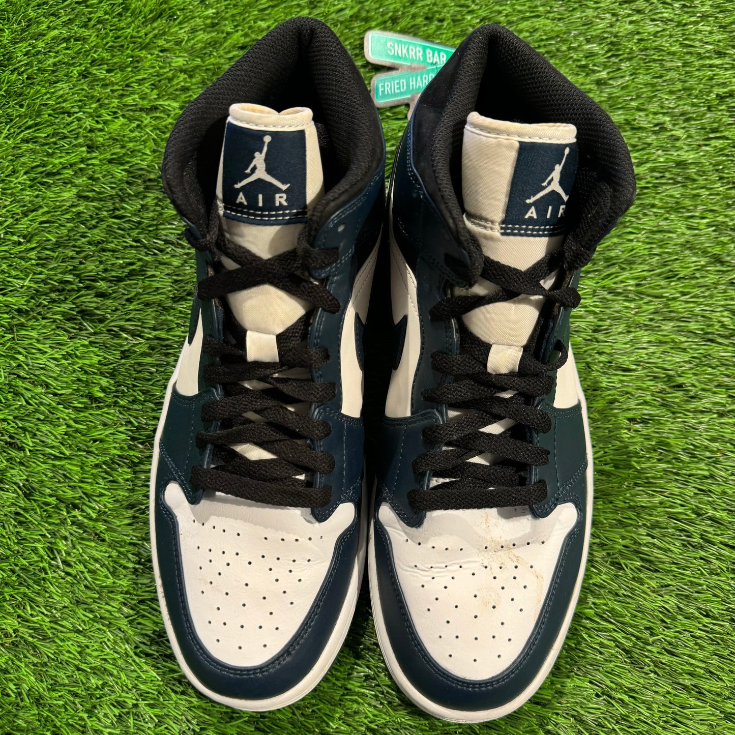 Air Jordan 1 Mid 'Armory Navy'
