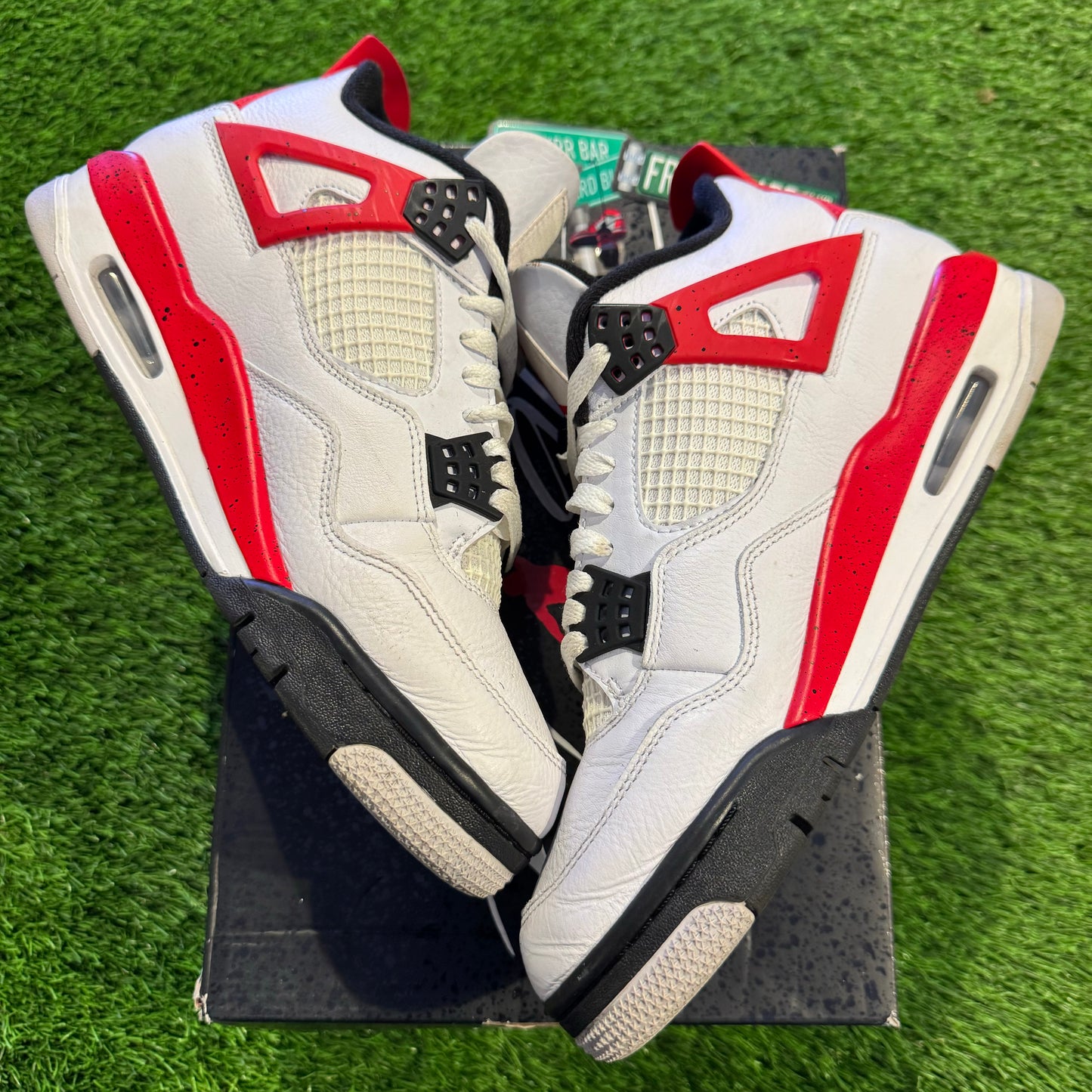 Air Jordan 4 Retro 'Red Cement'