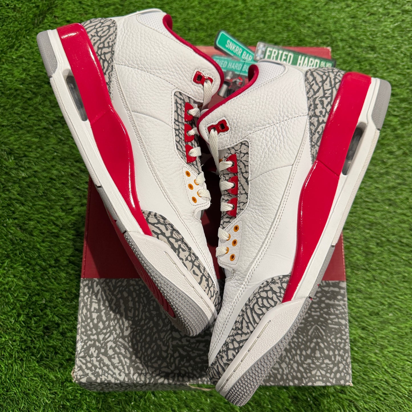 Air Jordan 3 Retro 'Cardinal Red'