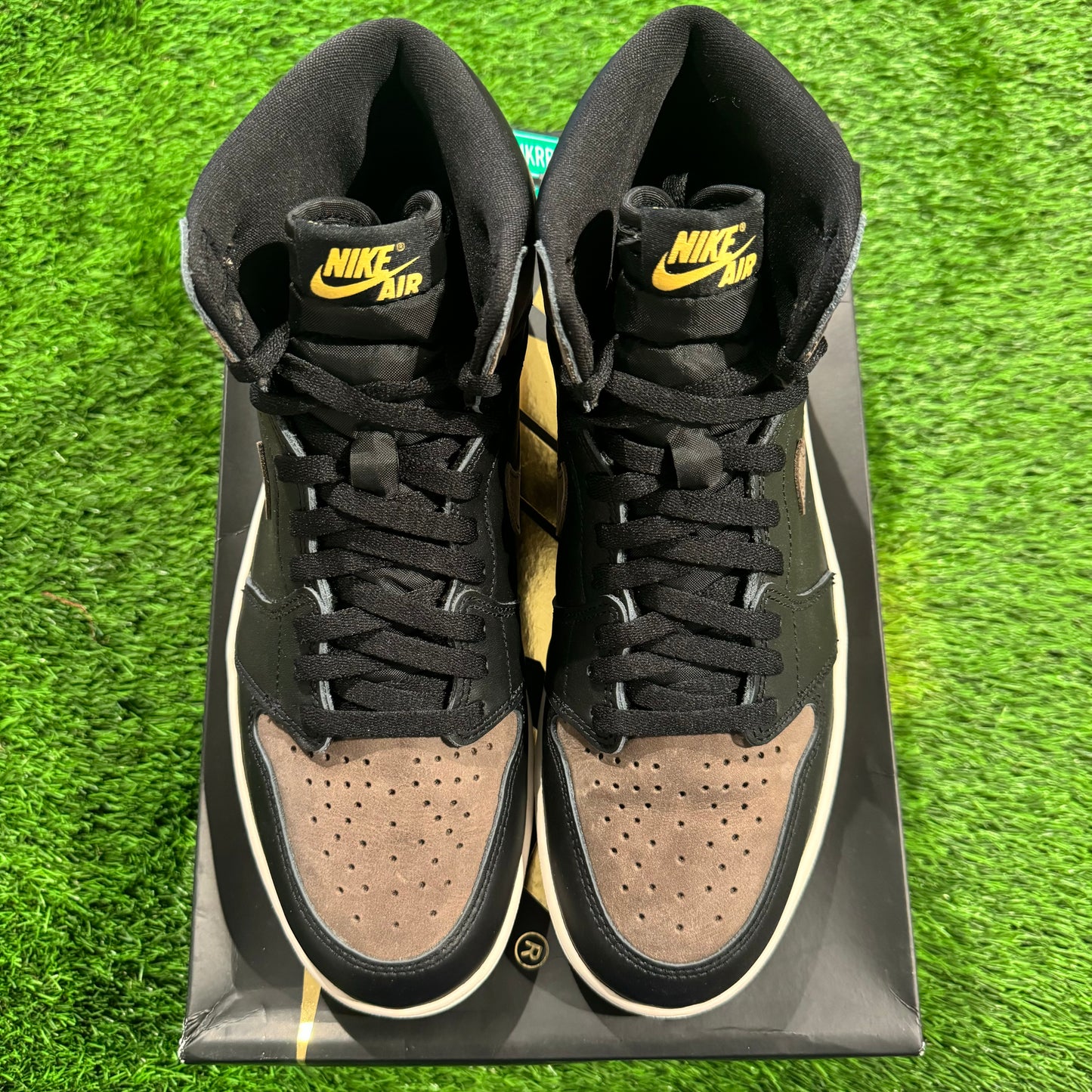 Air Jordan 1 Retro High OG 'Palomino'
