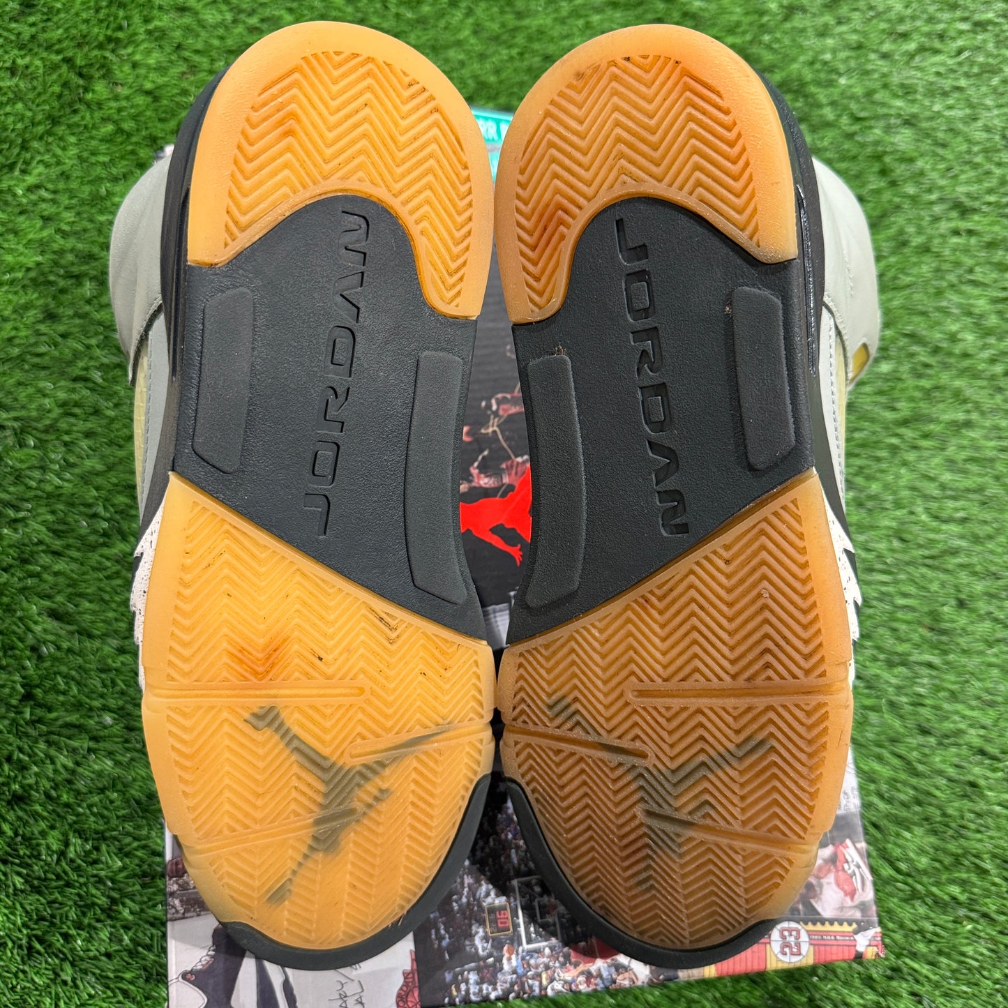 Air Jordan 5 Retro 'Jade Horizon'