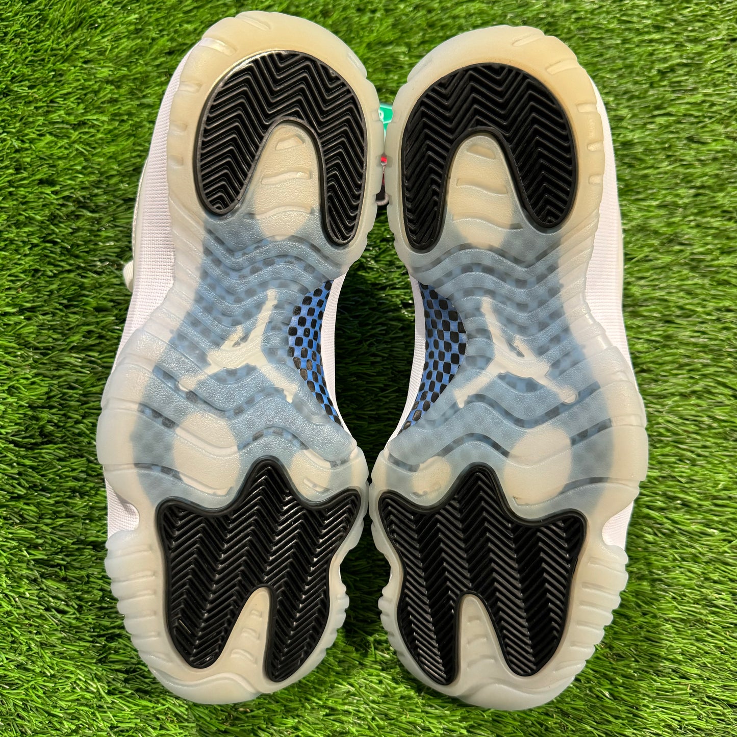 Air Jordan 11 Retro Low 'Legend Blue'