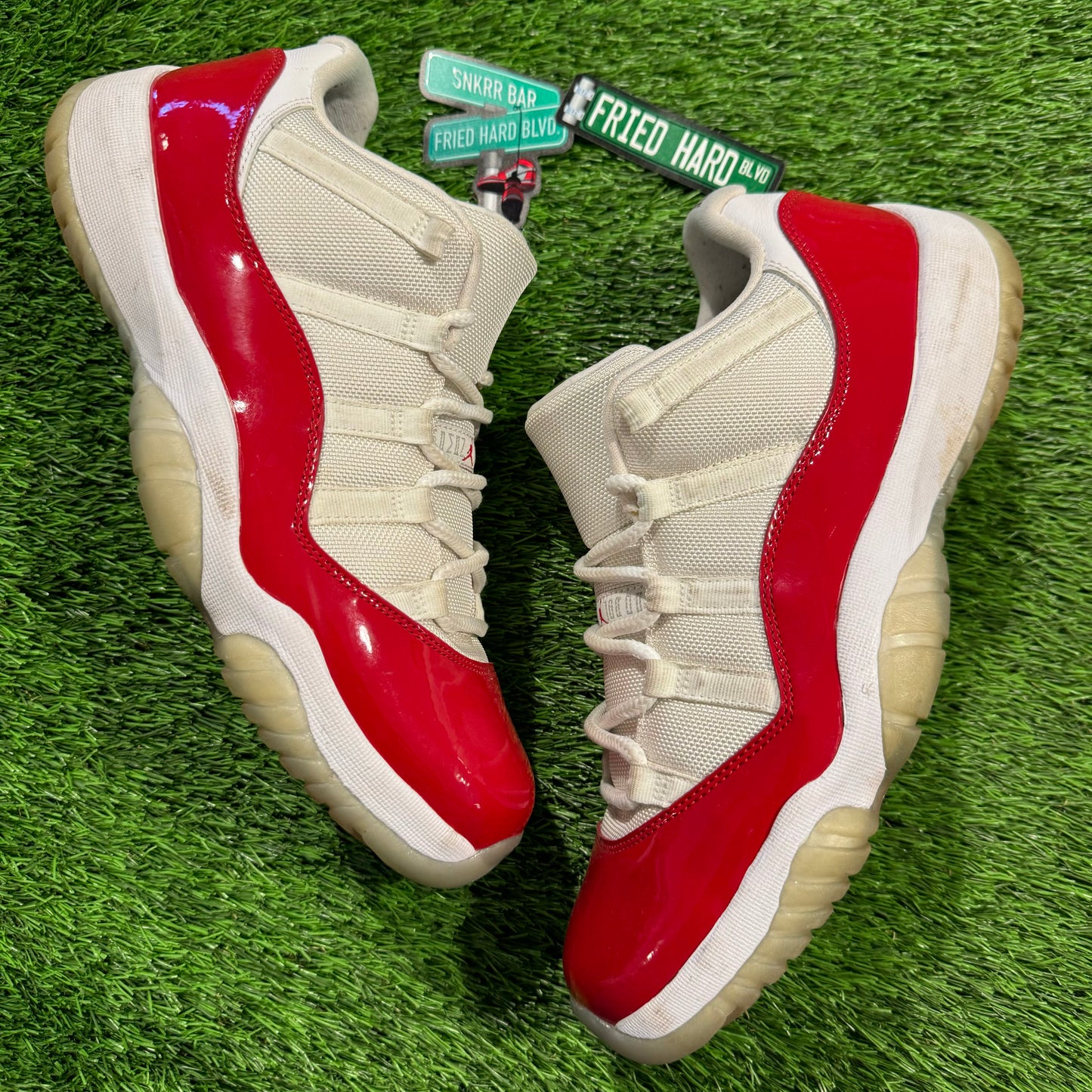 Air Jordan 11 Retro Low 'Cherry' 2016