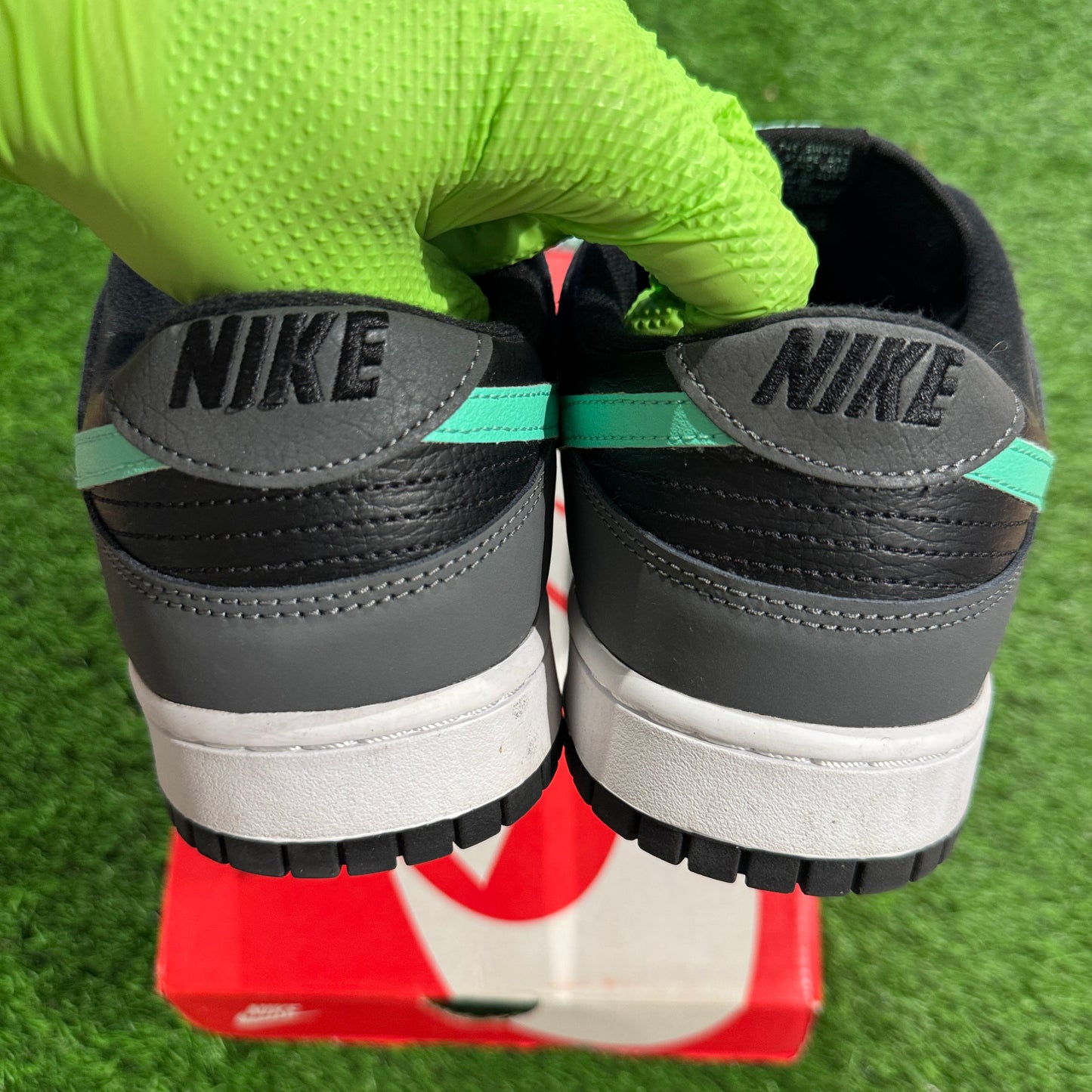 Dunk Low 'Black Green Glow' 13M/14.5W