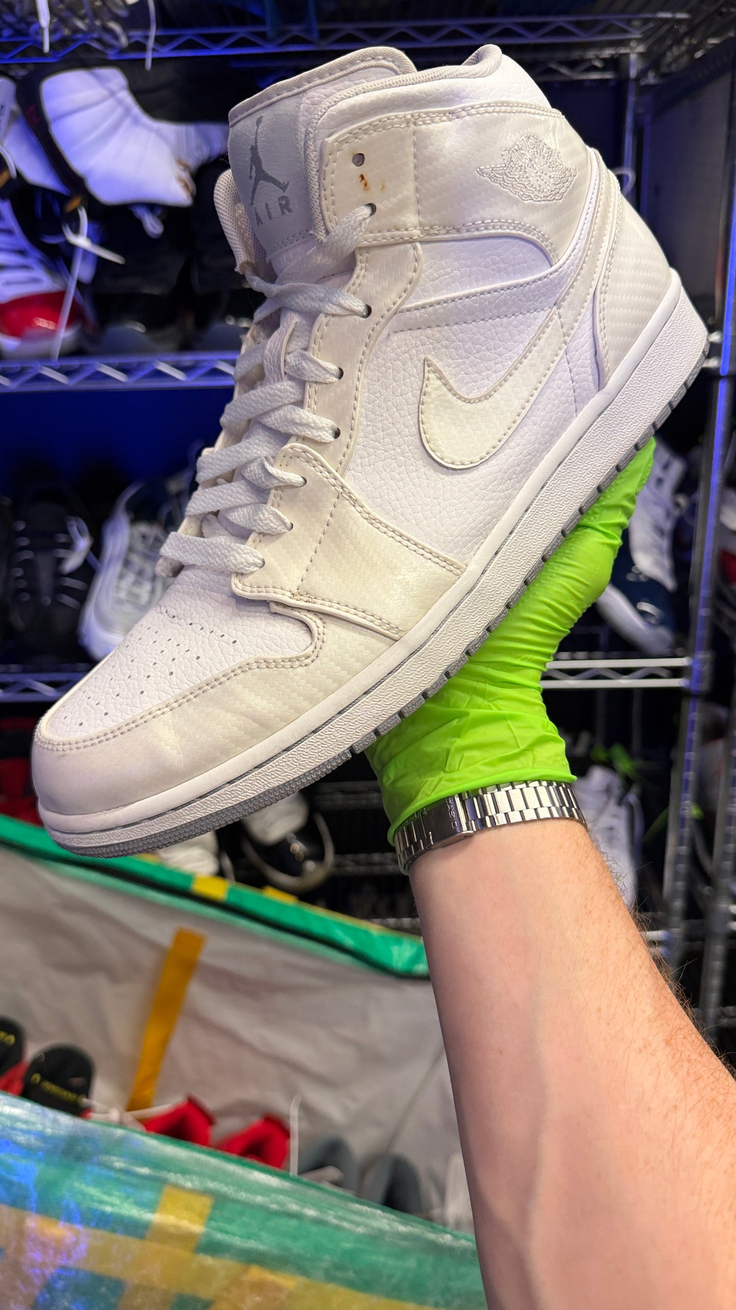 FREE AJ1 MID SZ 13M