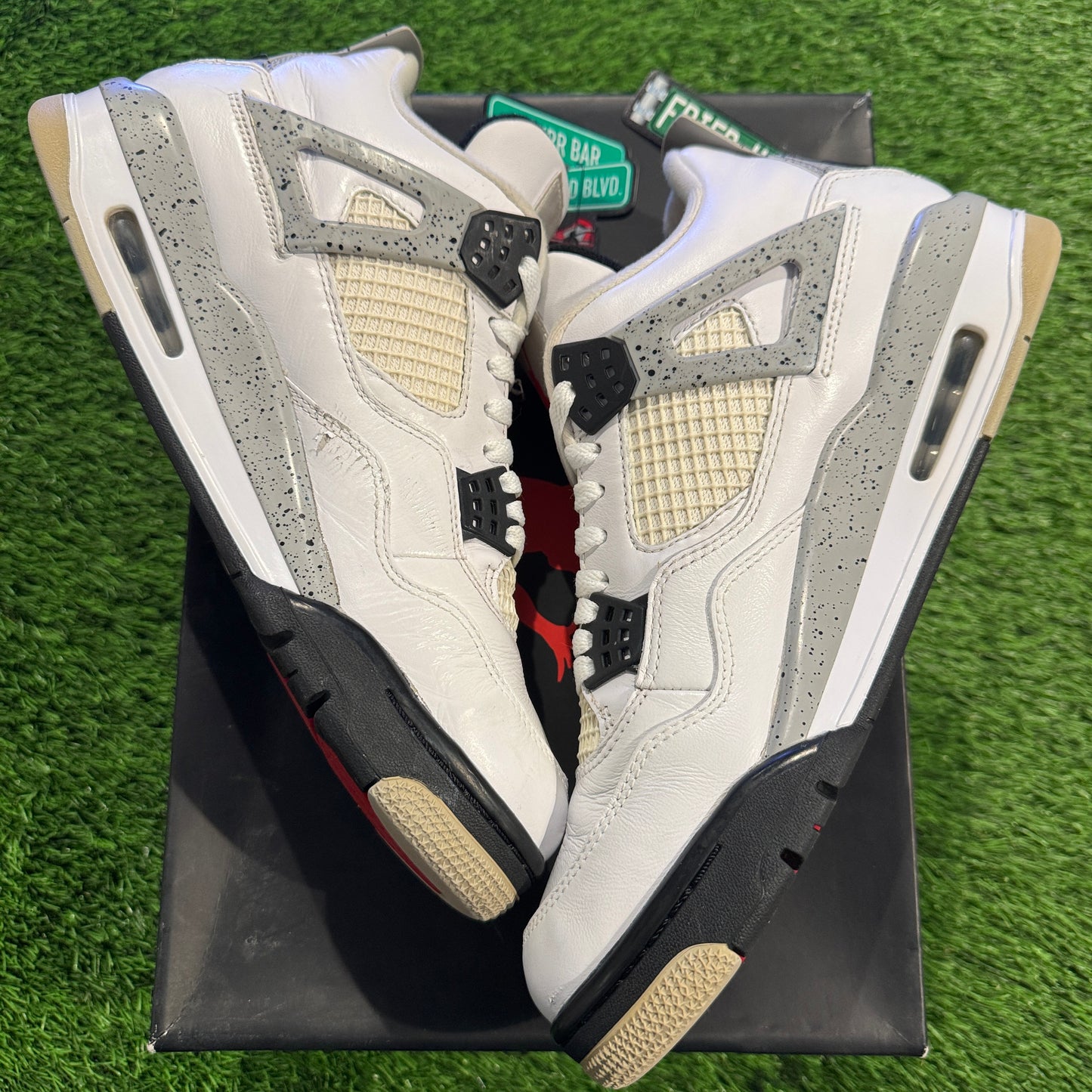Air Jordan 4 Retro OG 'White Cement' 2016