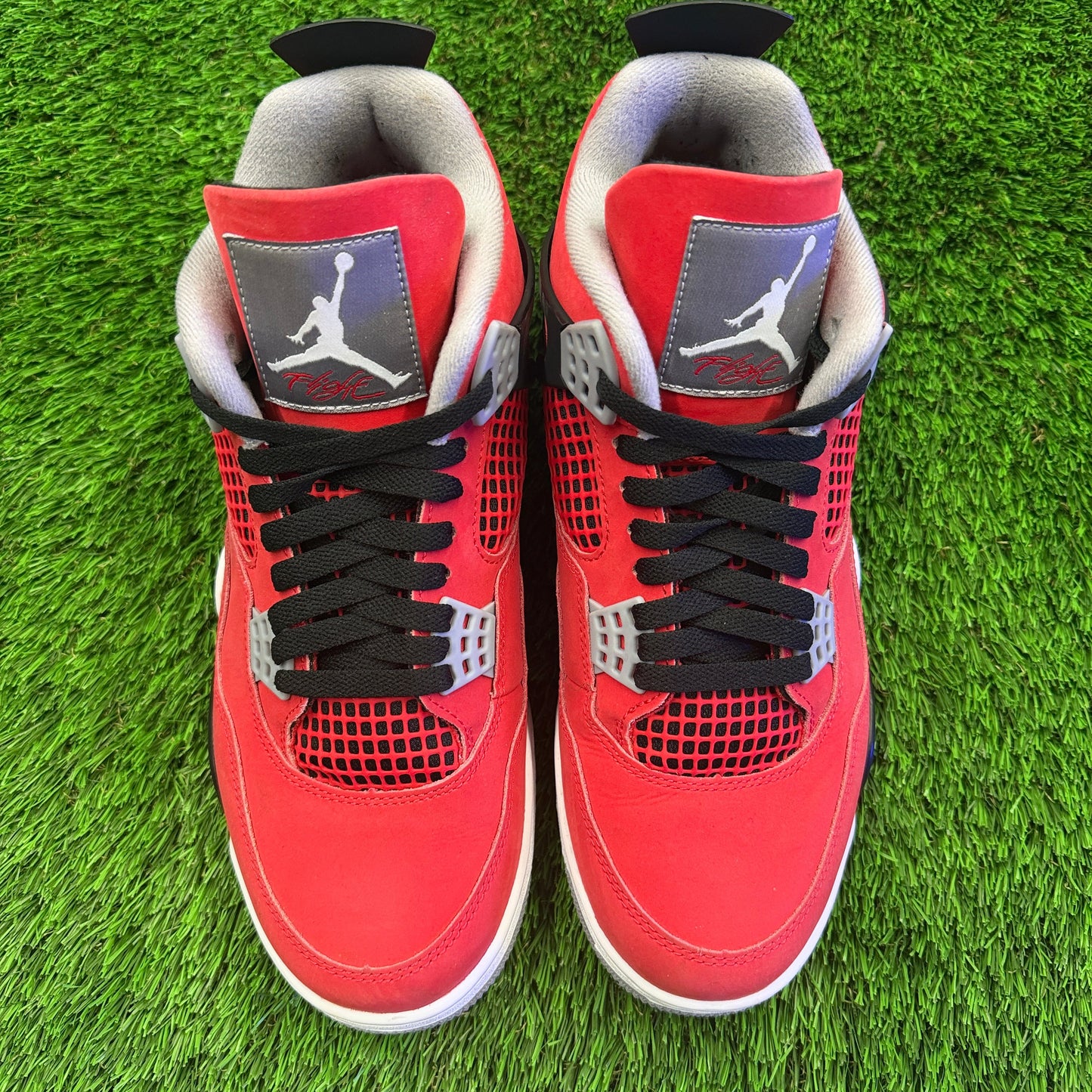 Air Jordan 4 Retro 'Toro Bravo'