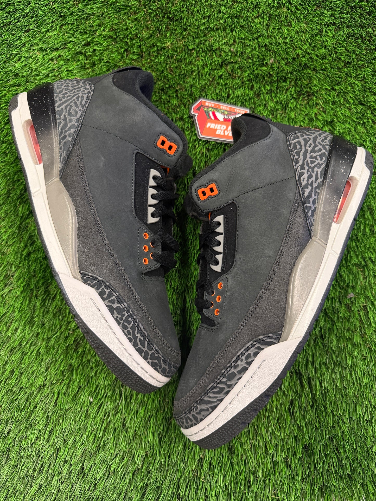Air Jordan 3 Retro 'Fear' 2023