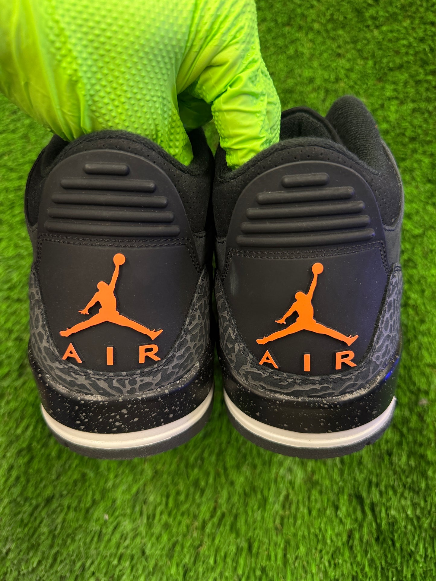 Air Jordan 3 Retro 'Fear' 2023