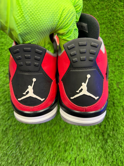 Air Jordan 4 Retro 'Toro Bravo' 2013