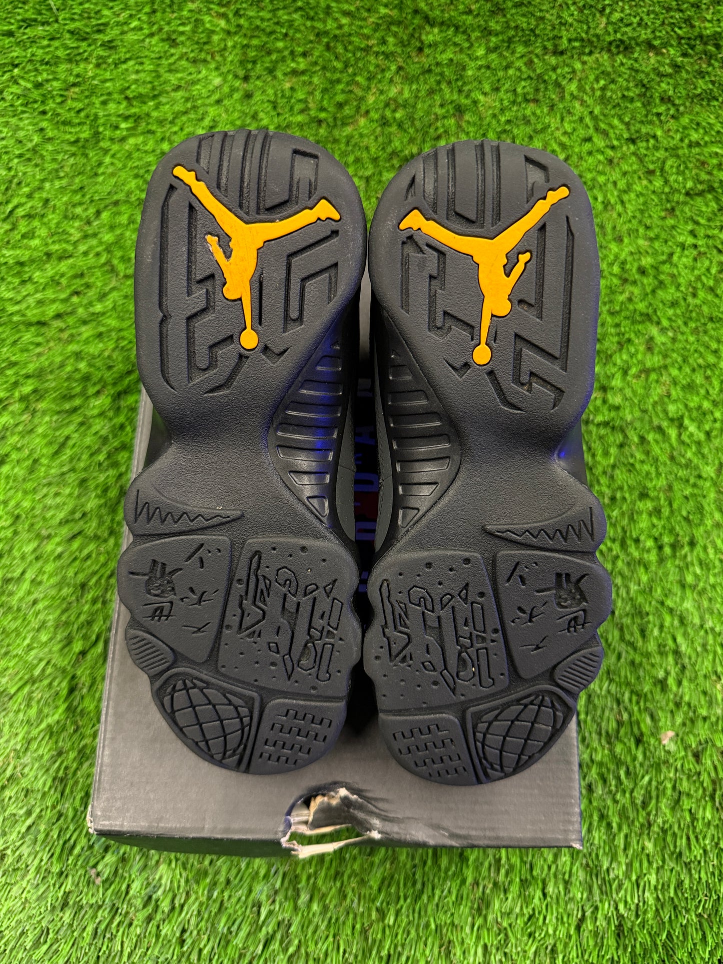Air Jordan 9 Retro GS 'Dark Charcoal University Gold'