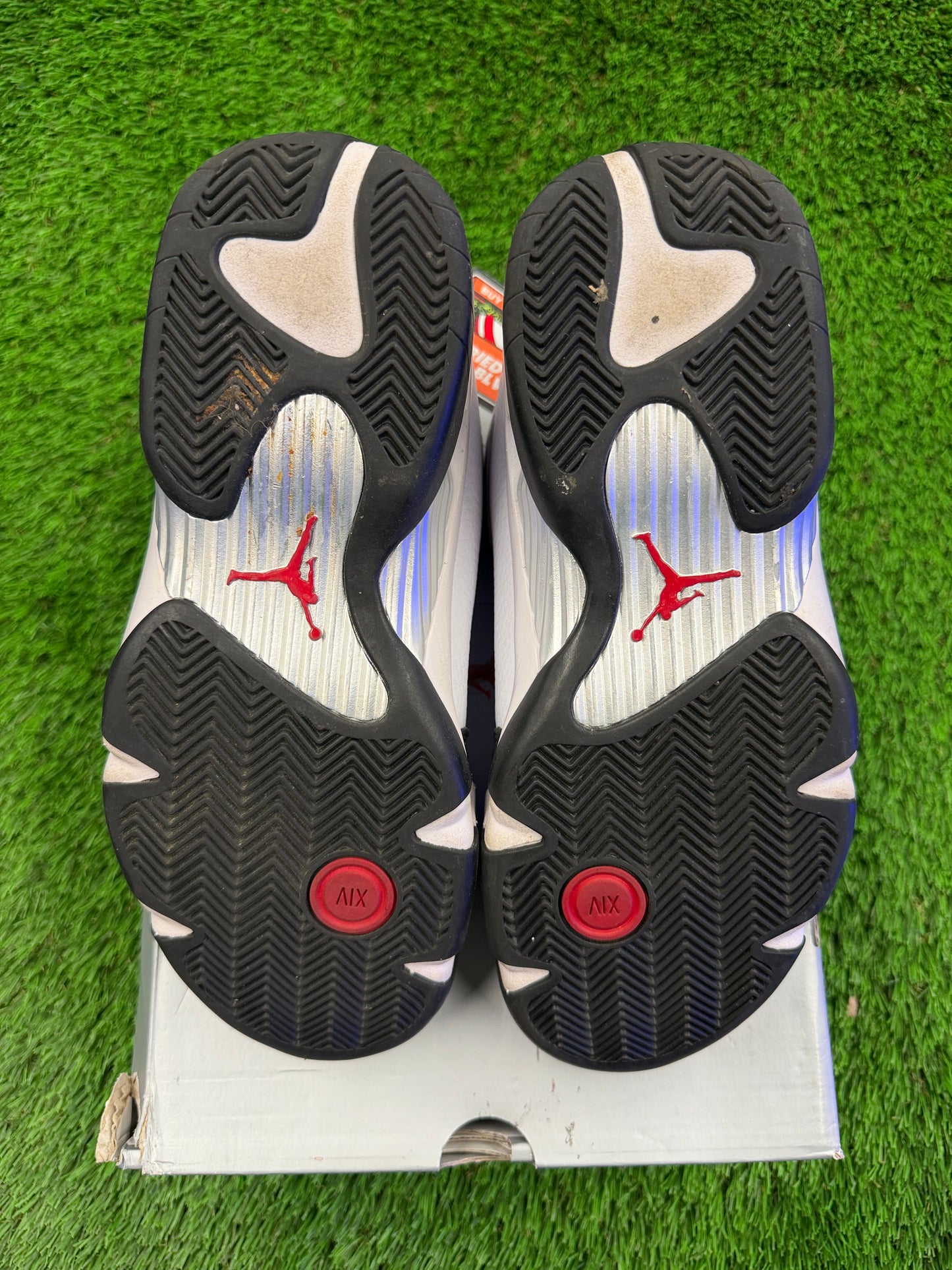 Air Jordan 14 Retro 'Black Toe' 2024
