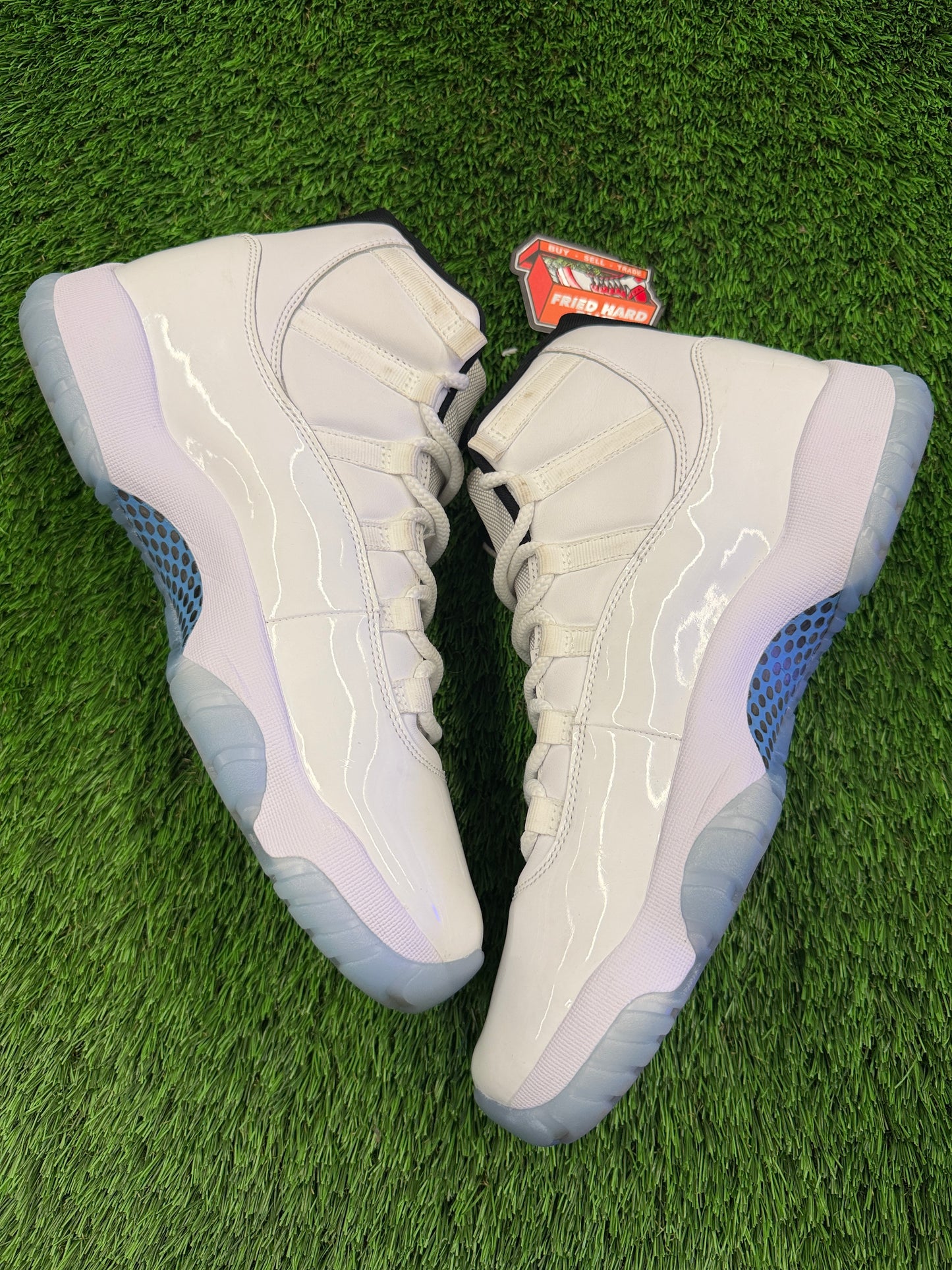 Air Jordan 11 Retro 'Legend Blue / Columbia' 2024
