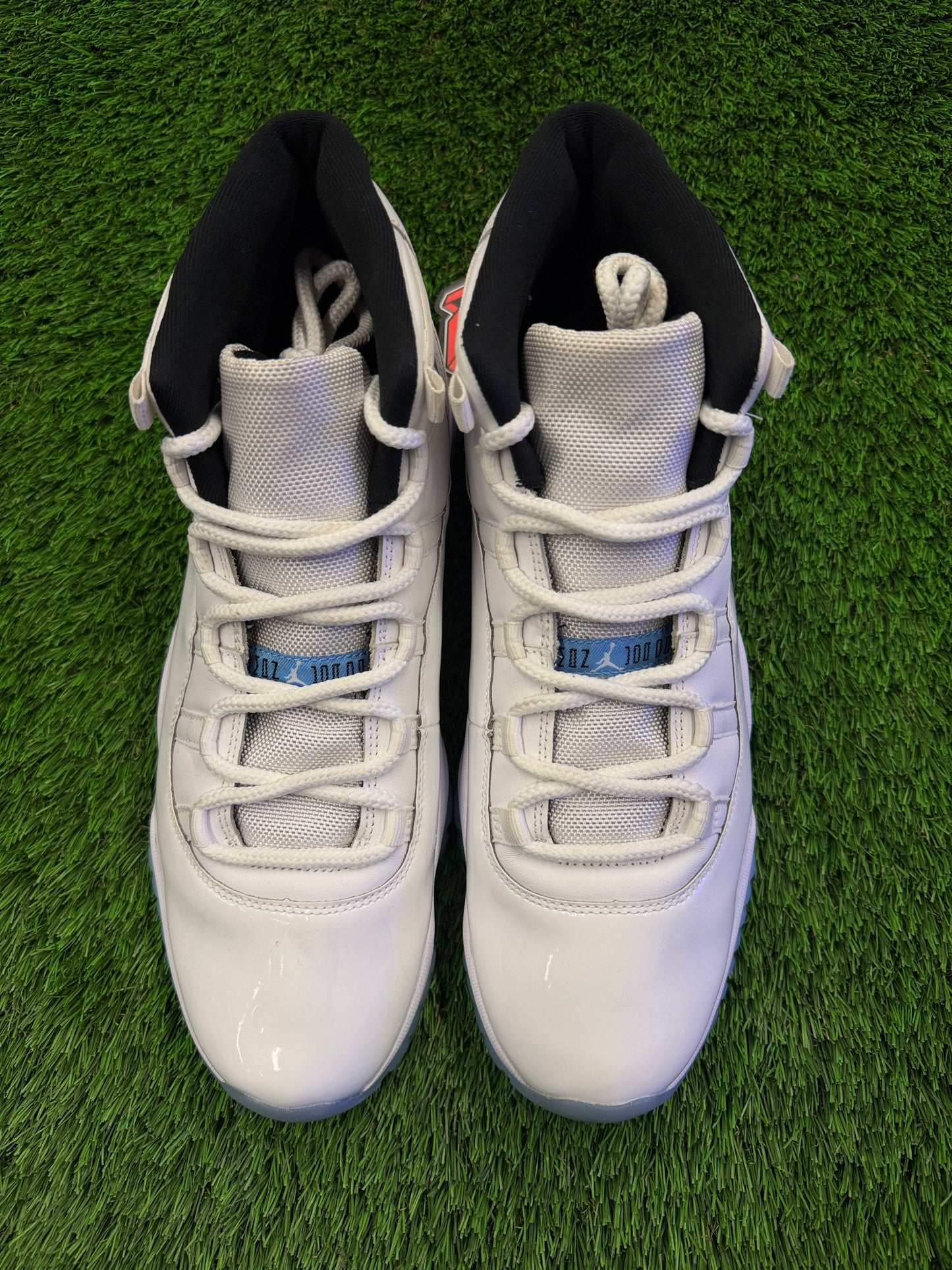 Air Jordan 11 Retro 'Legend Blue / Columbia' 2024