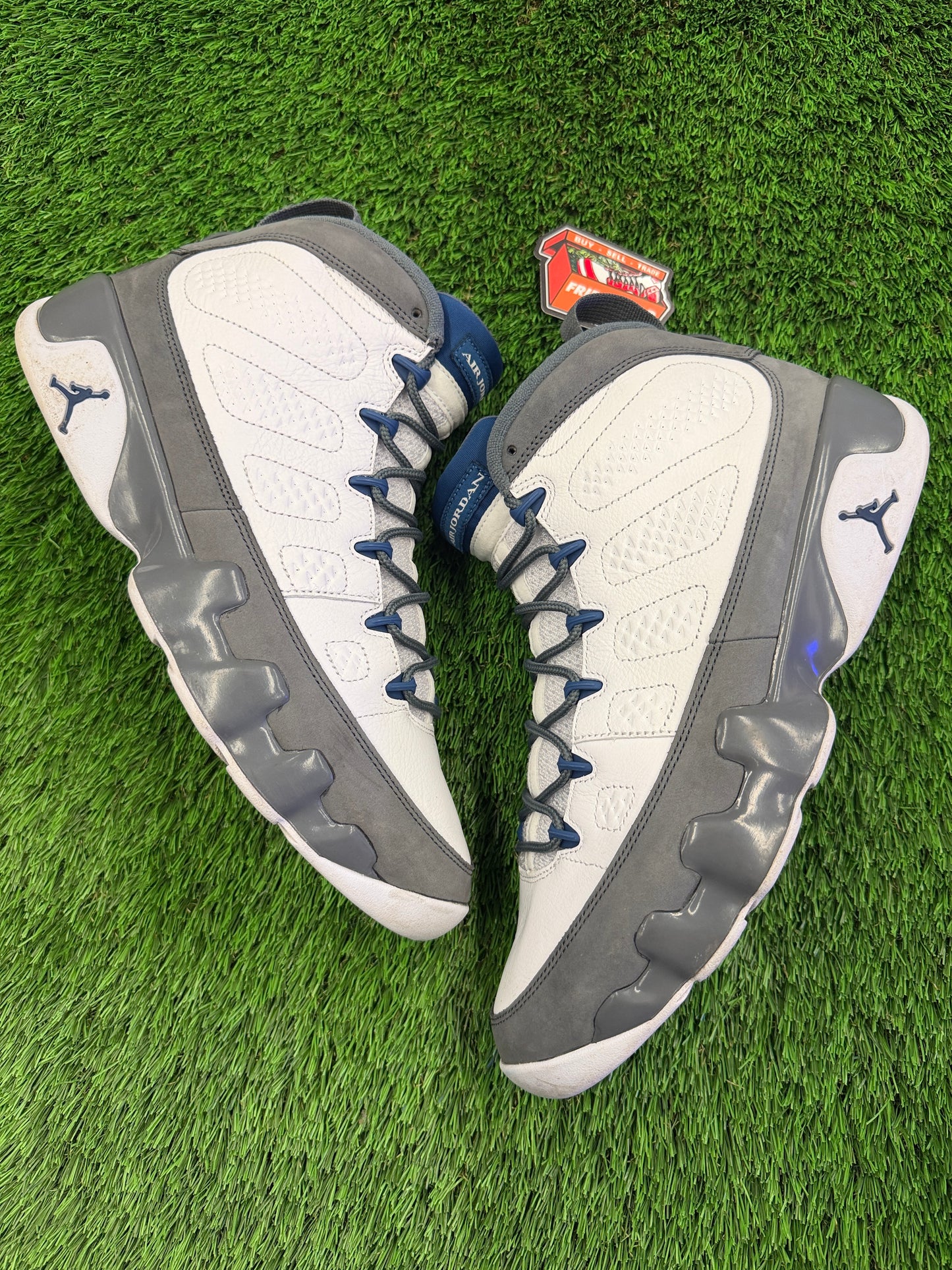Air Jordan 9 Retro 'Flint Grey' 2026