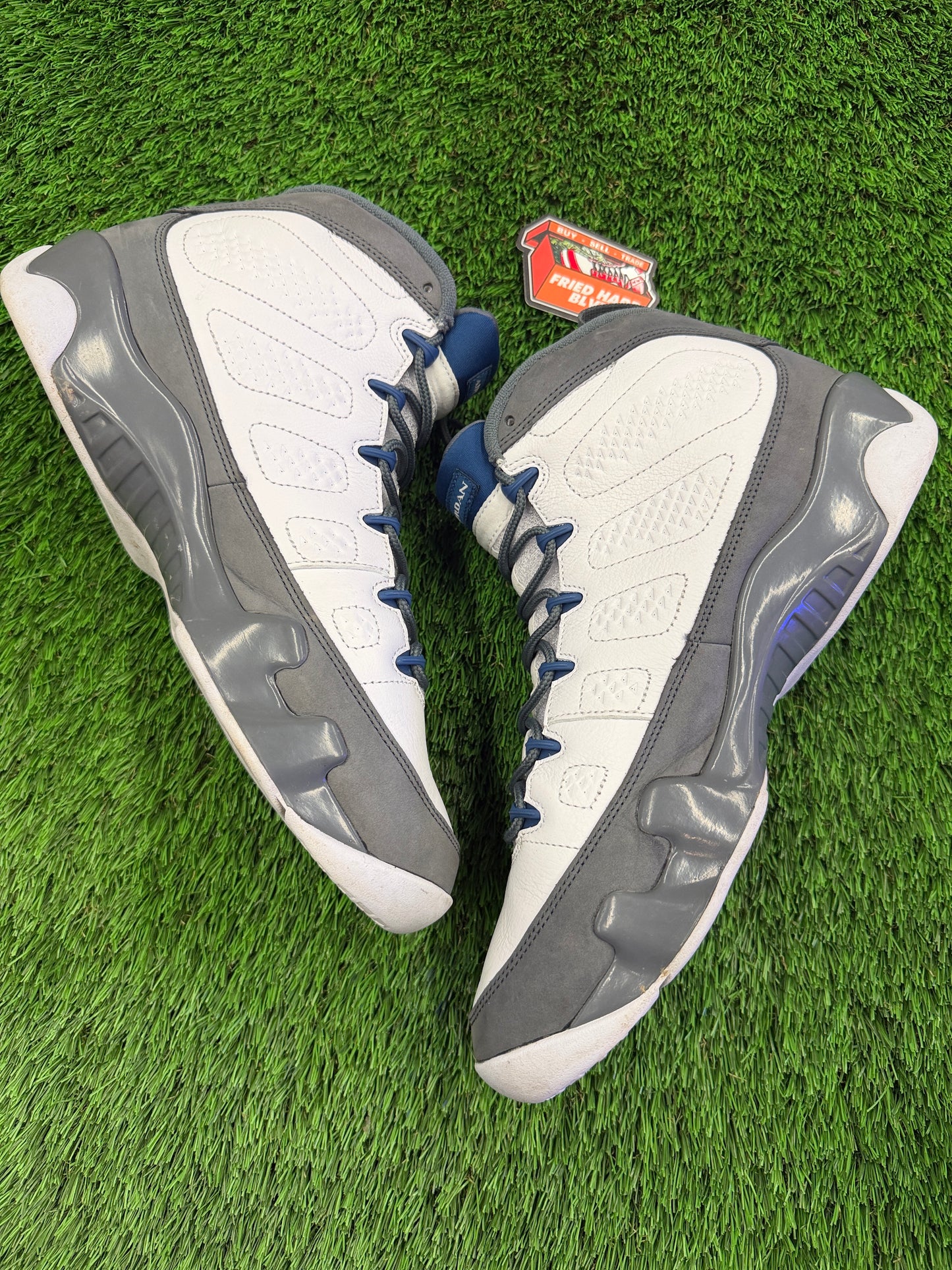 Air Jordan 9 Retro 'Flint Grey' 2026