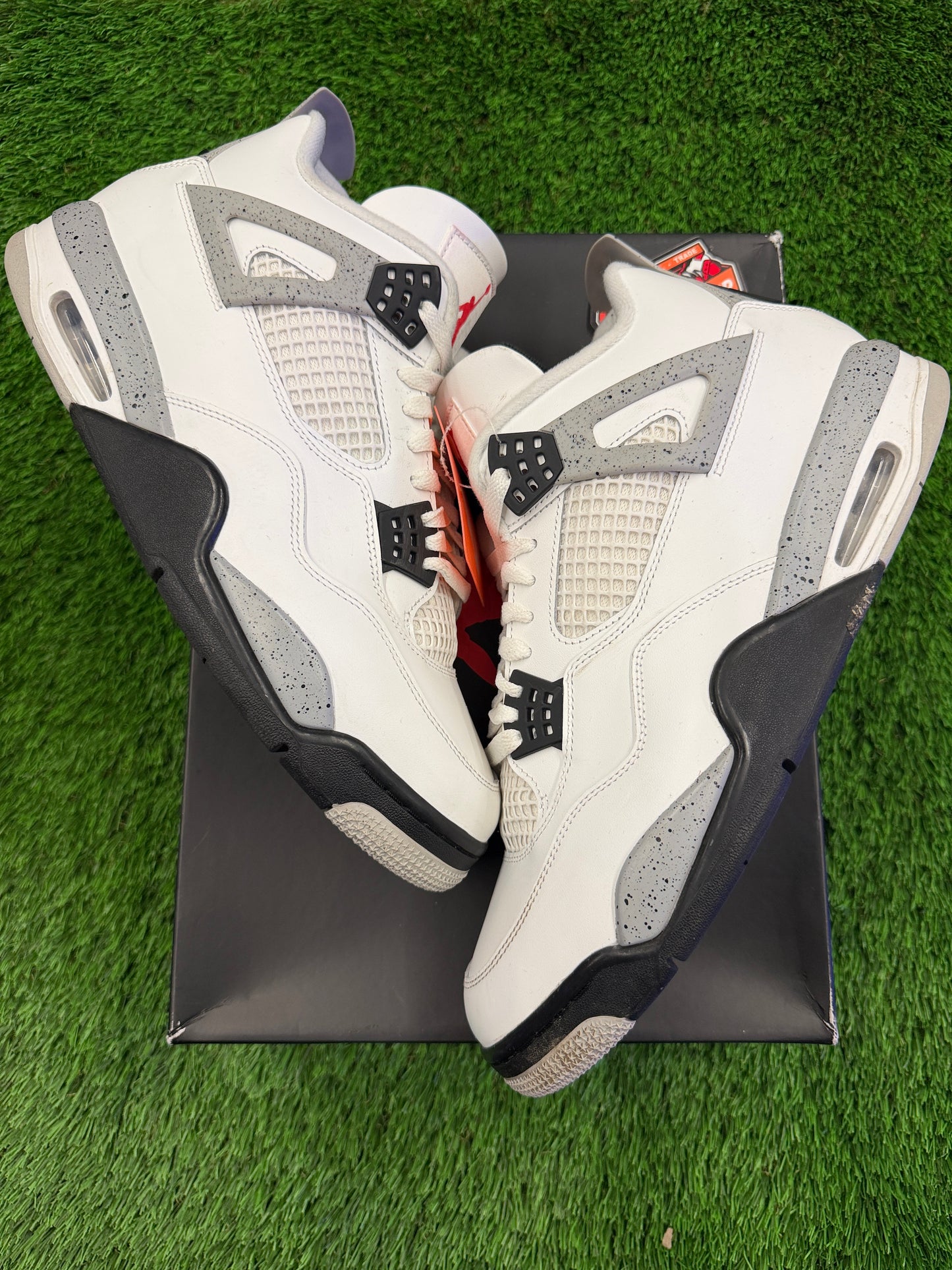 Air Jordan 4 Retro OG 'White Cement' 2025