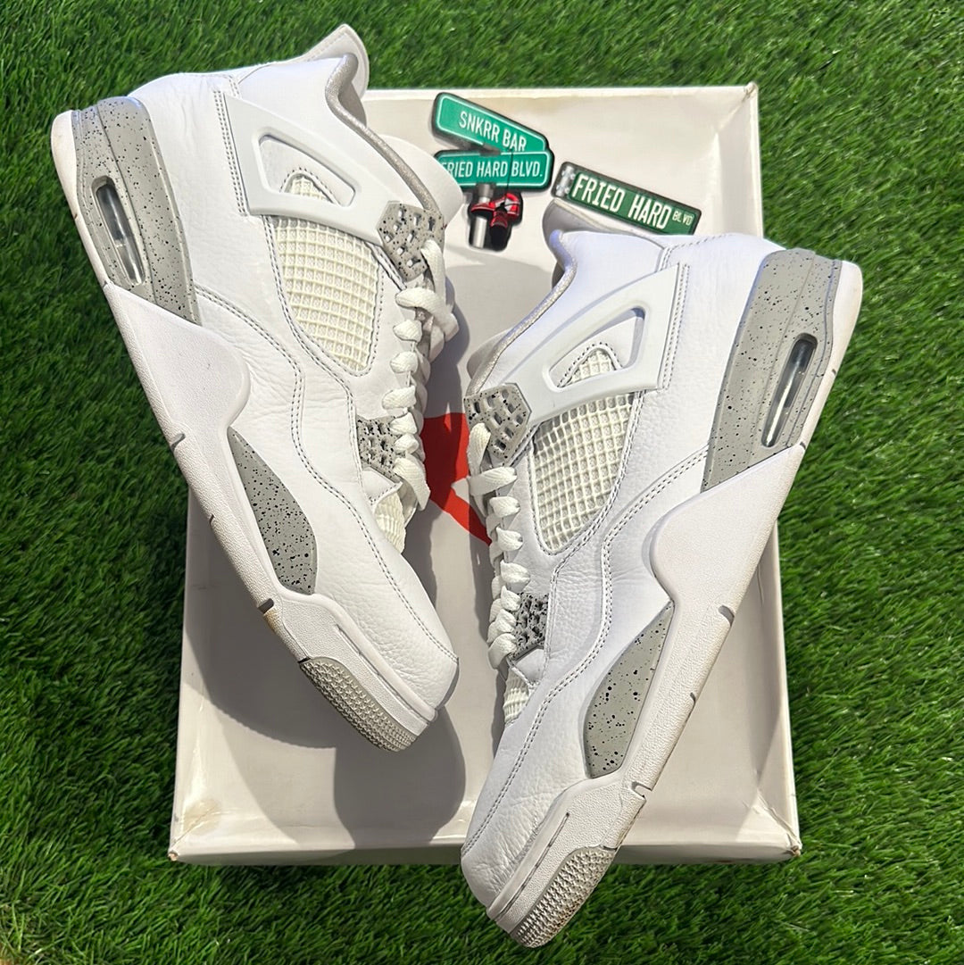 Air Jordan 4 Retro 'White Oreo'