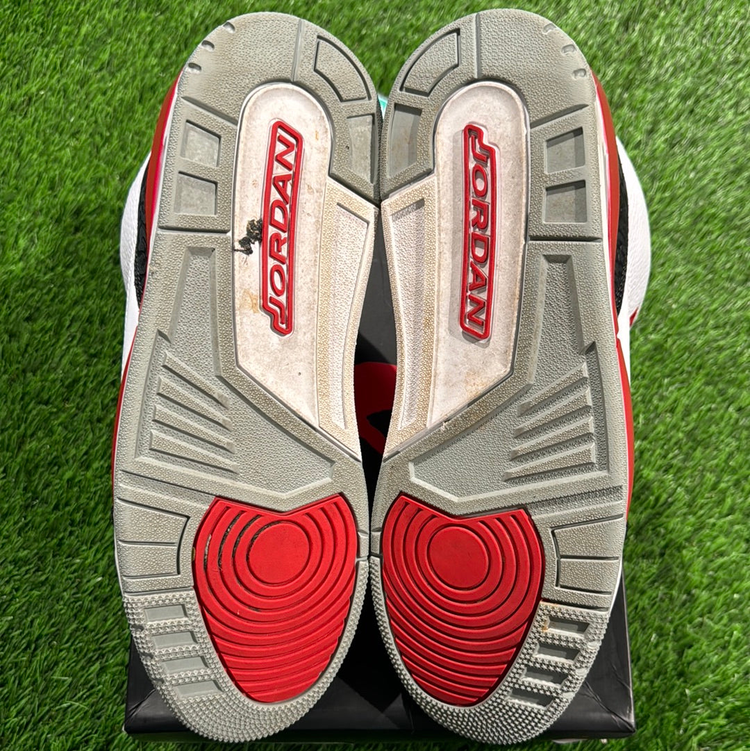 Air Jordan 3 Retro 'Fire Red' 2013