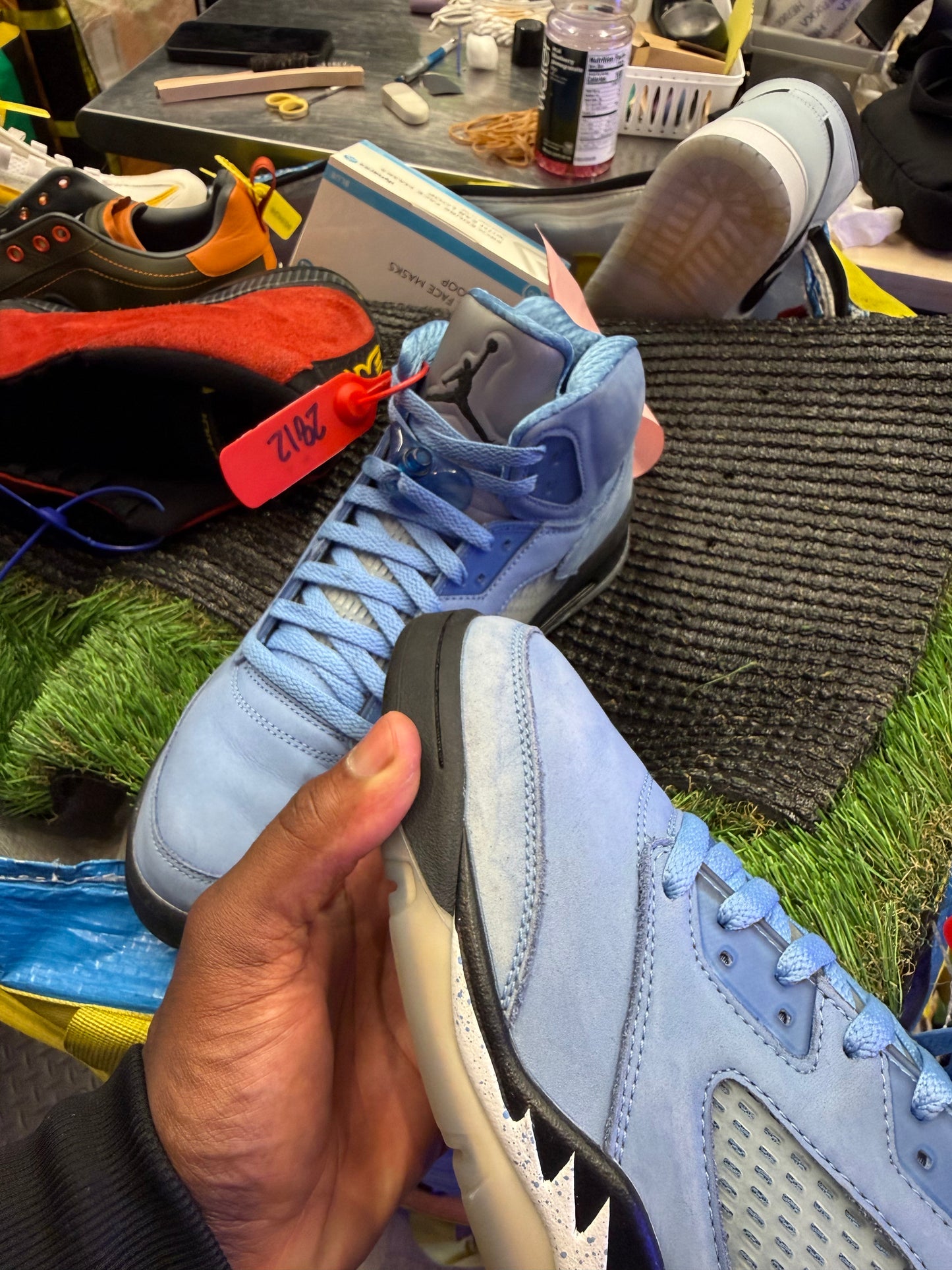 AJ 5 UNC SIZE 11.5M/13W