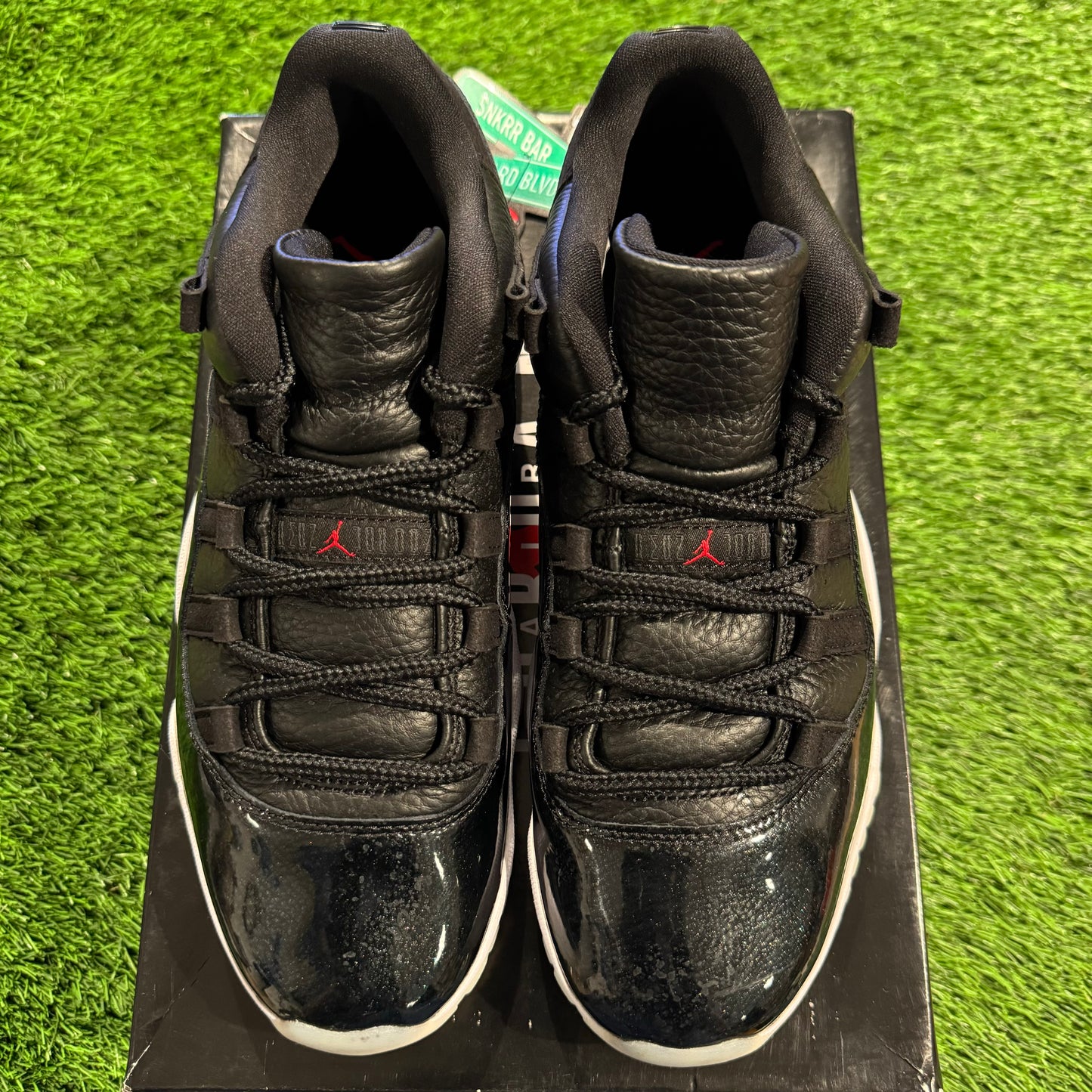 Air Jordan 11 Retro Low '72-10'