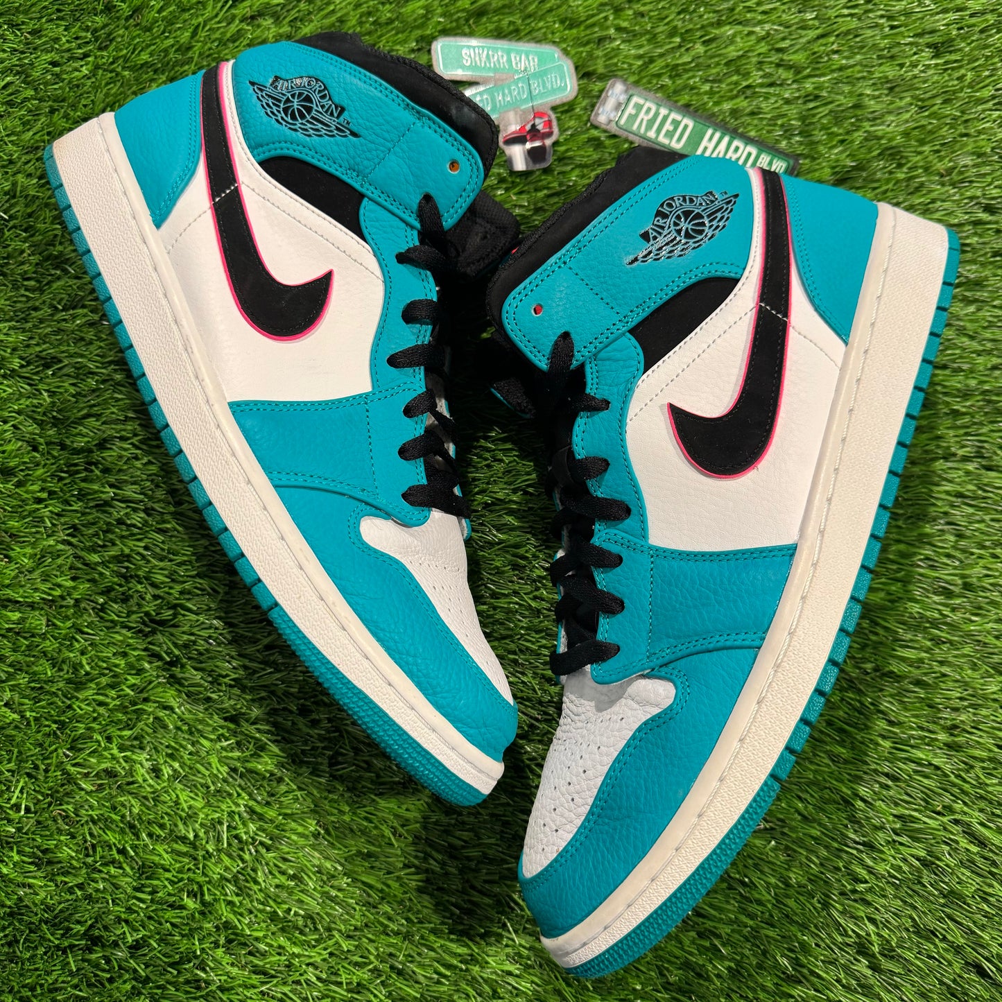 Air Jordan 1 Mid SE 'South Beach'