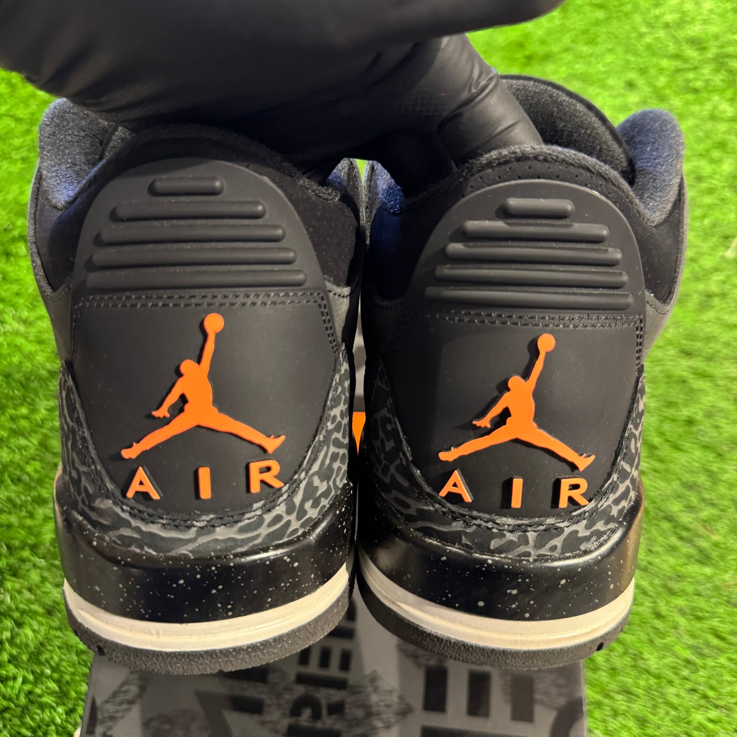 Air Jordan 3 Retro 'Fear' 2023