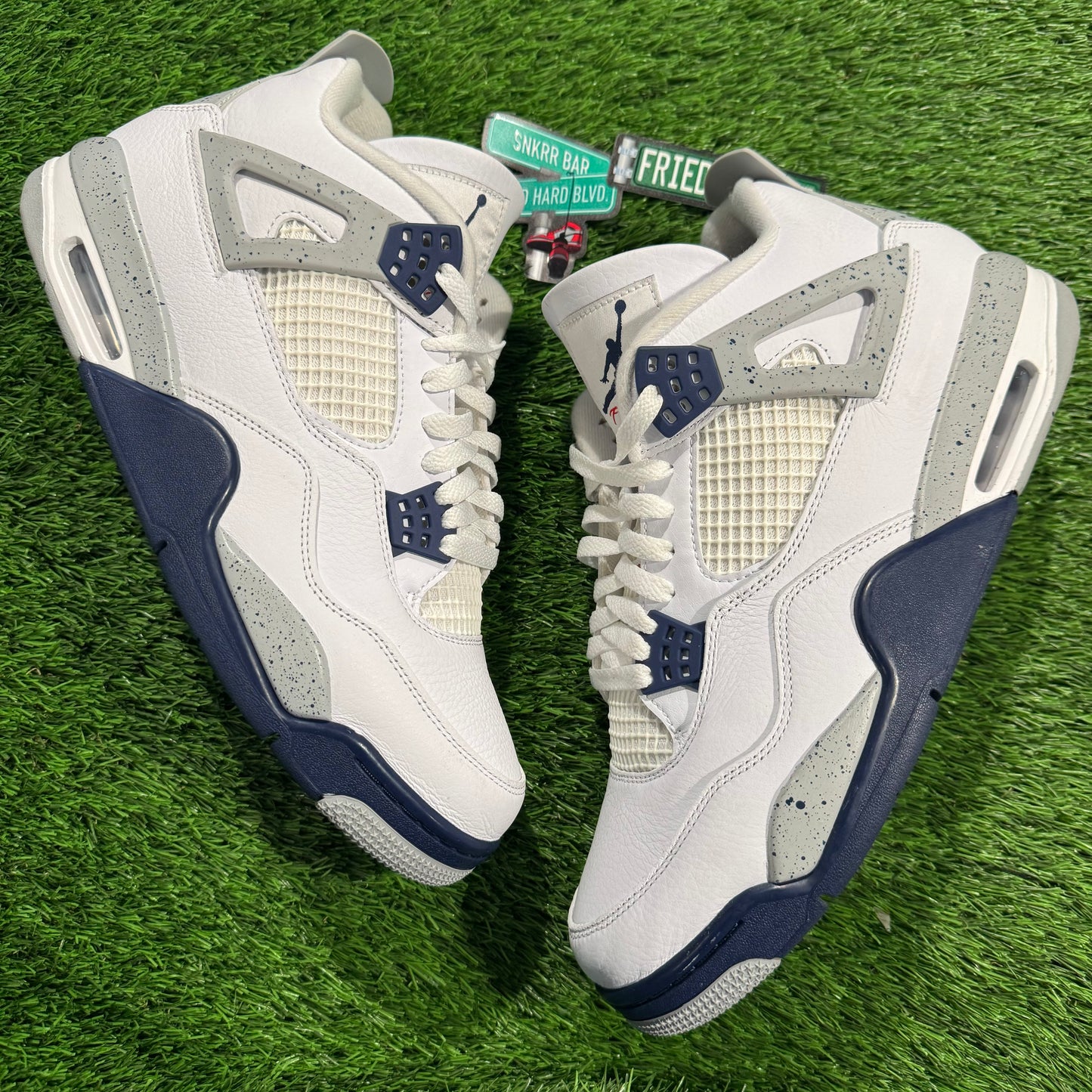 Air Jordan 4 Retro 'Midnight Navy'