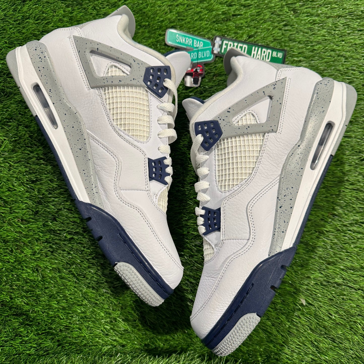 Air Jordan 4 Retro 'Midnight Navy'