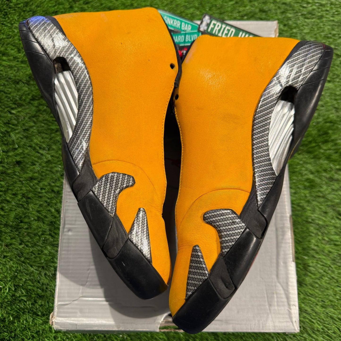 Air Jordan 14 Retro 'Reverse Ferrari'