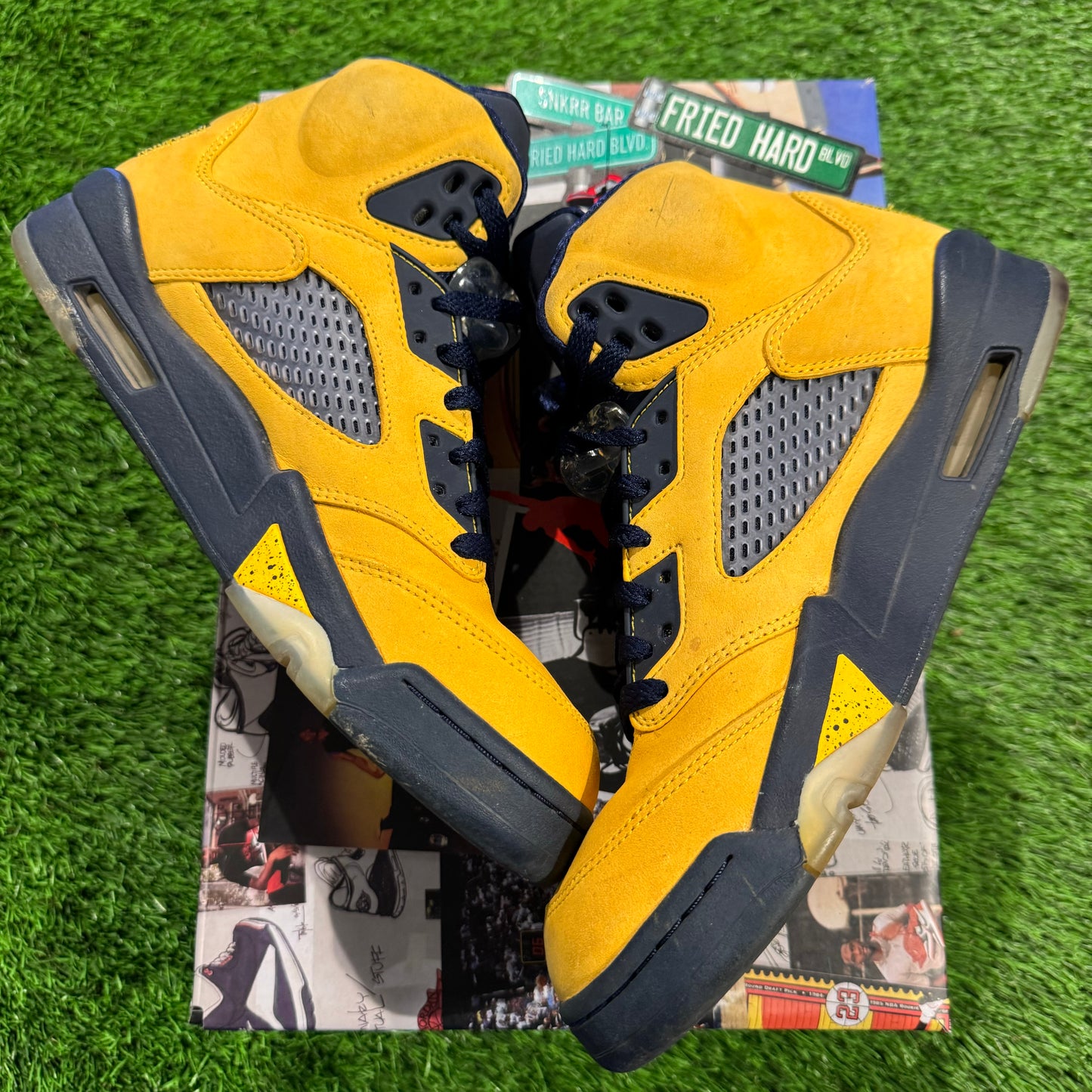 Air Jordan 5 Retro SP 'Michigan'