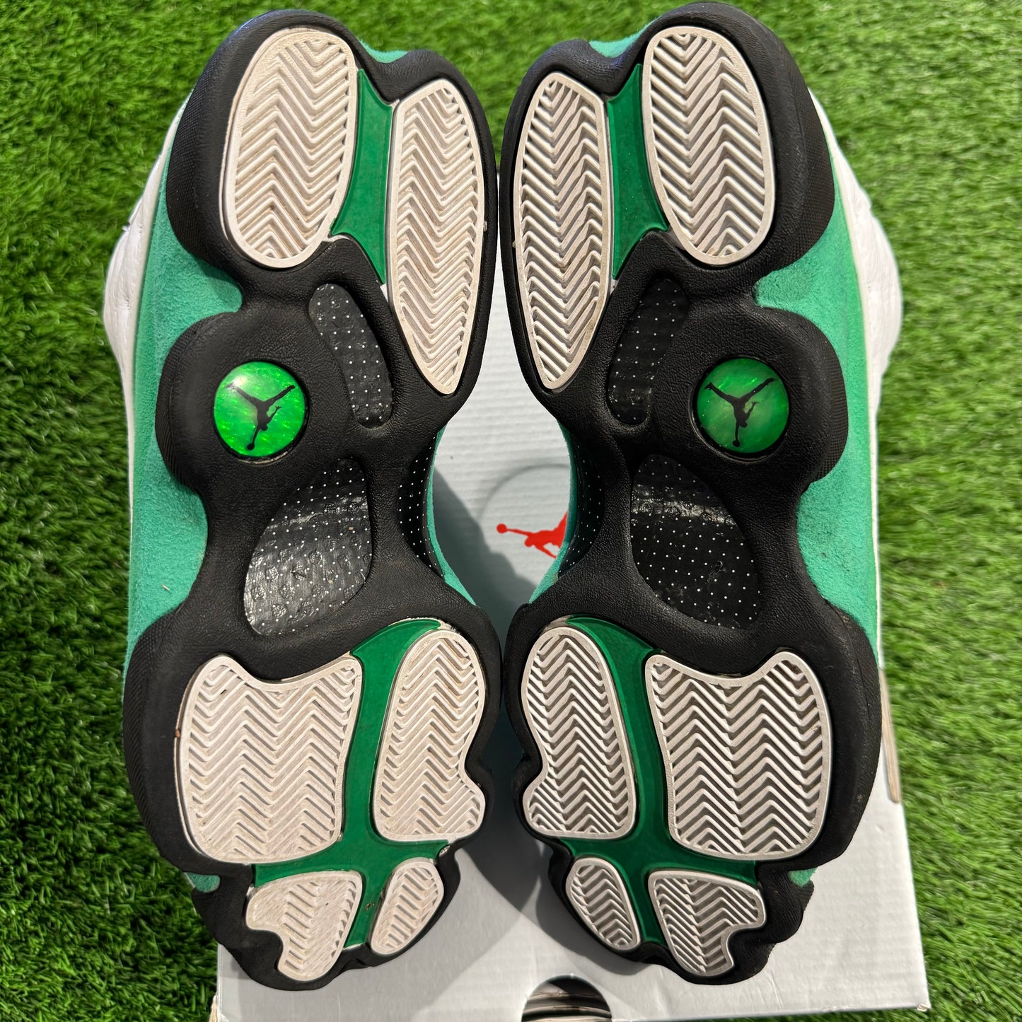 Air Jordan 13 Retro 'Lucky Green'