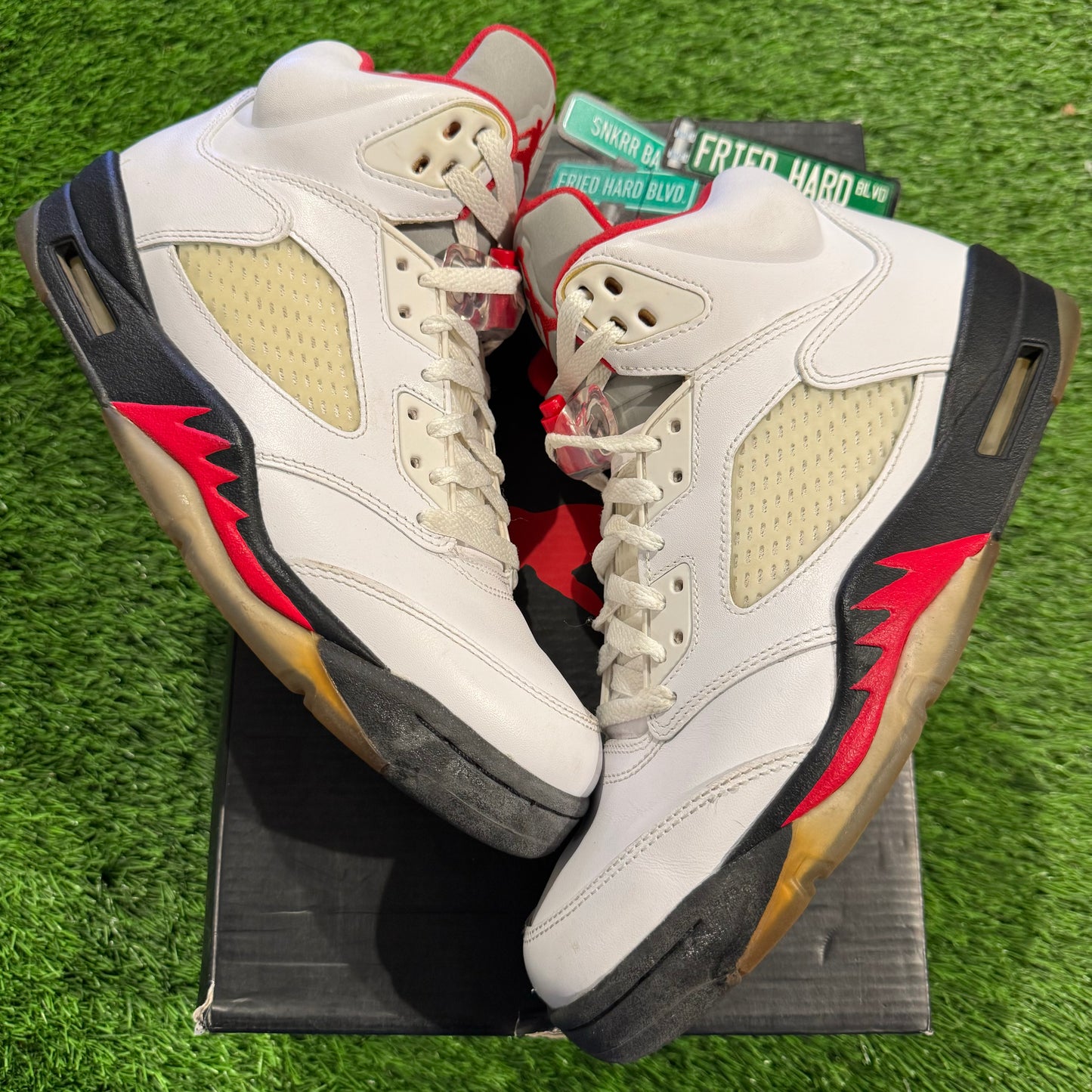 Air Jordan 5 Retro 'Fire Red' 2013