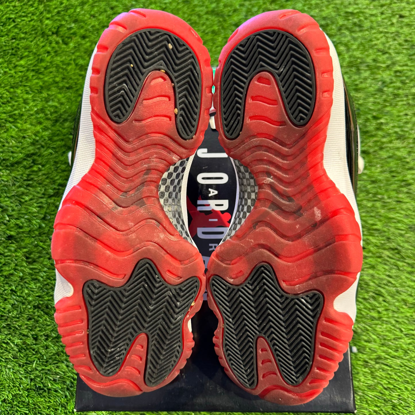 Air Jordan 11 Retro Low 'Concord-Bred'