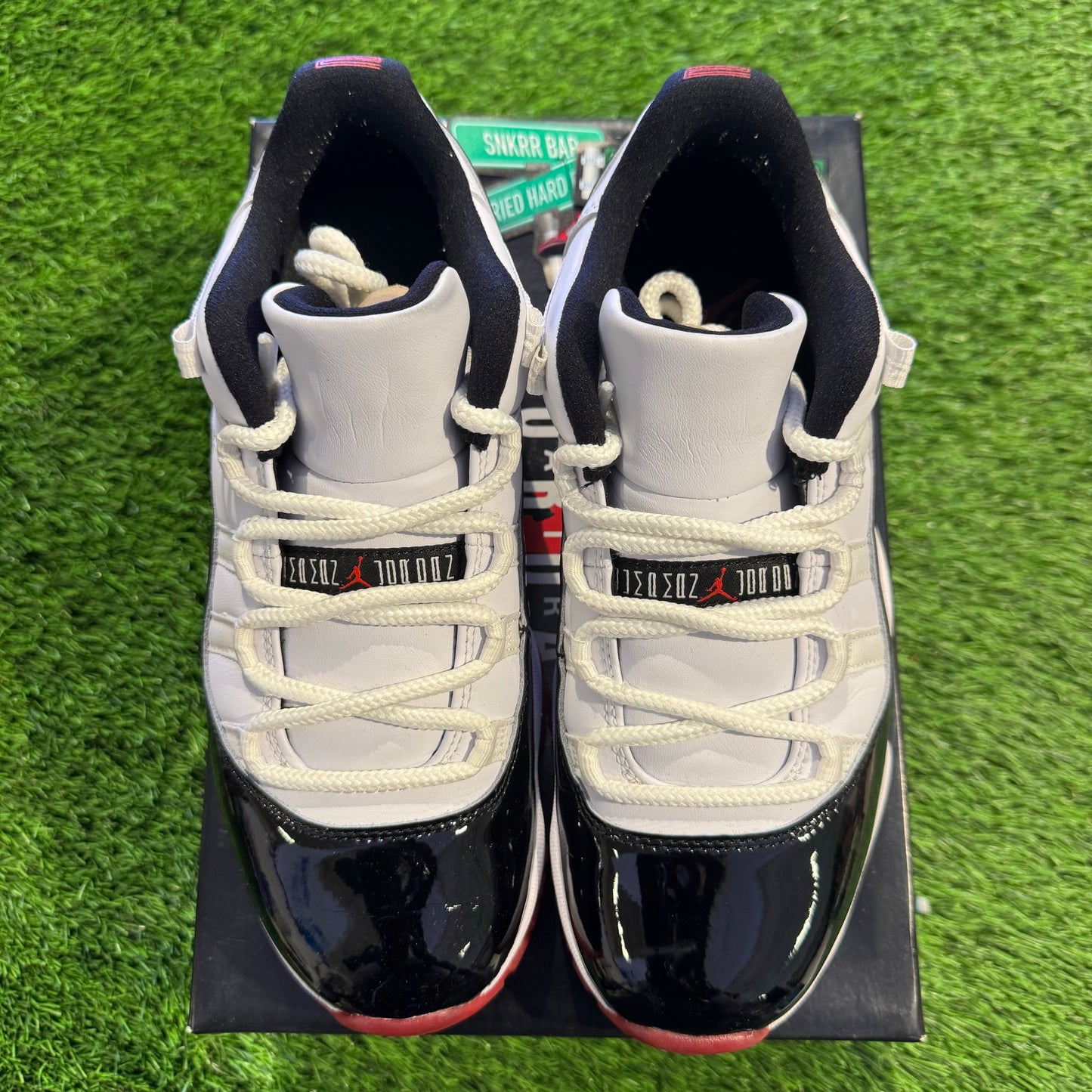 Air Jordan 11 Retro Low 'Concord-Bred'