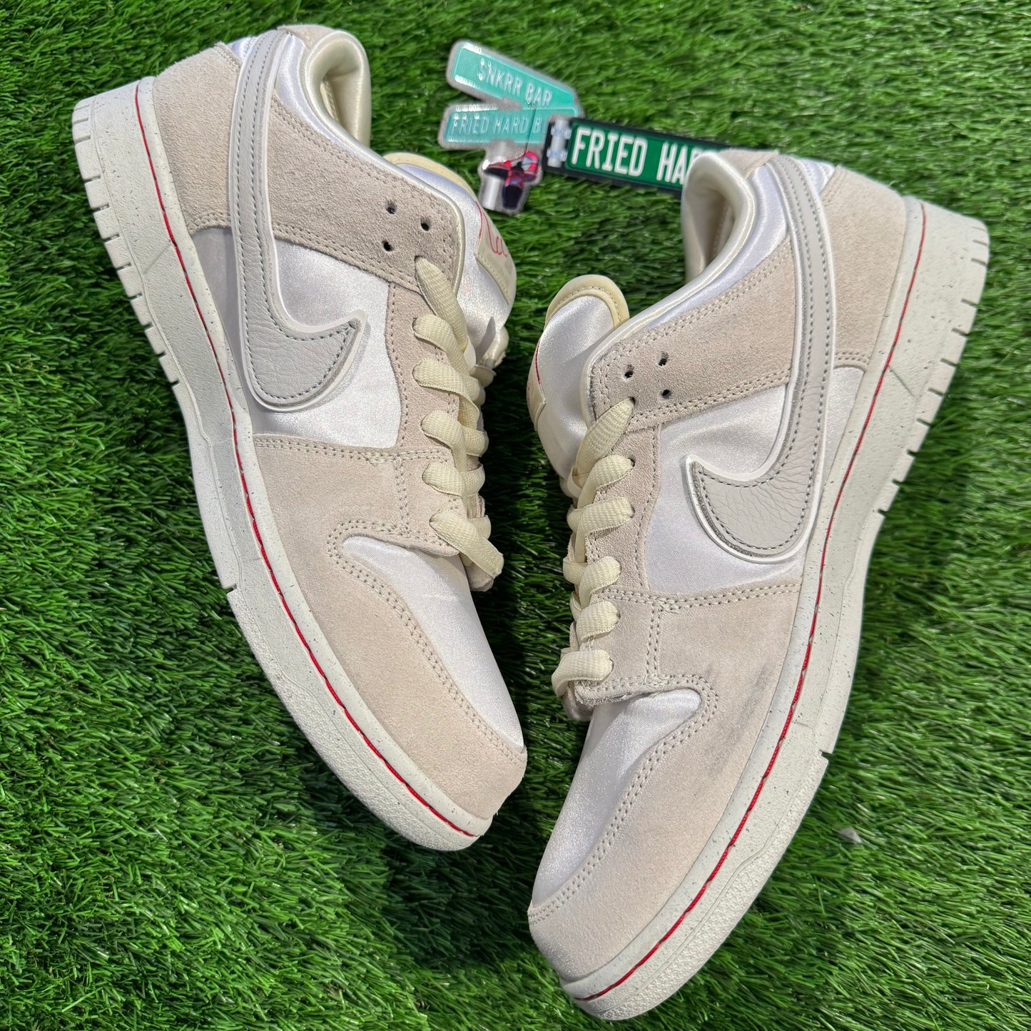 Dunk Low Premium SB 'City of Love Collection - Light Bone'