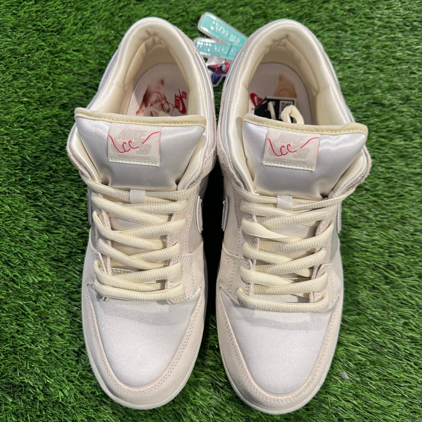 Dunk Low Premium SB 'City of Love Collection - Light Bone'