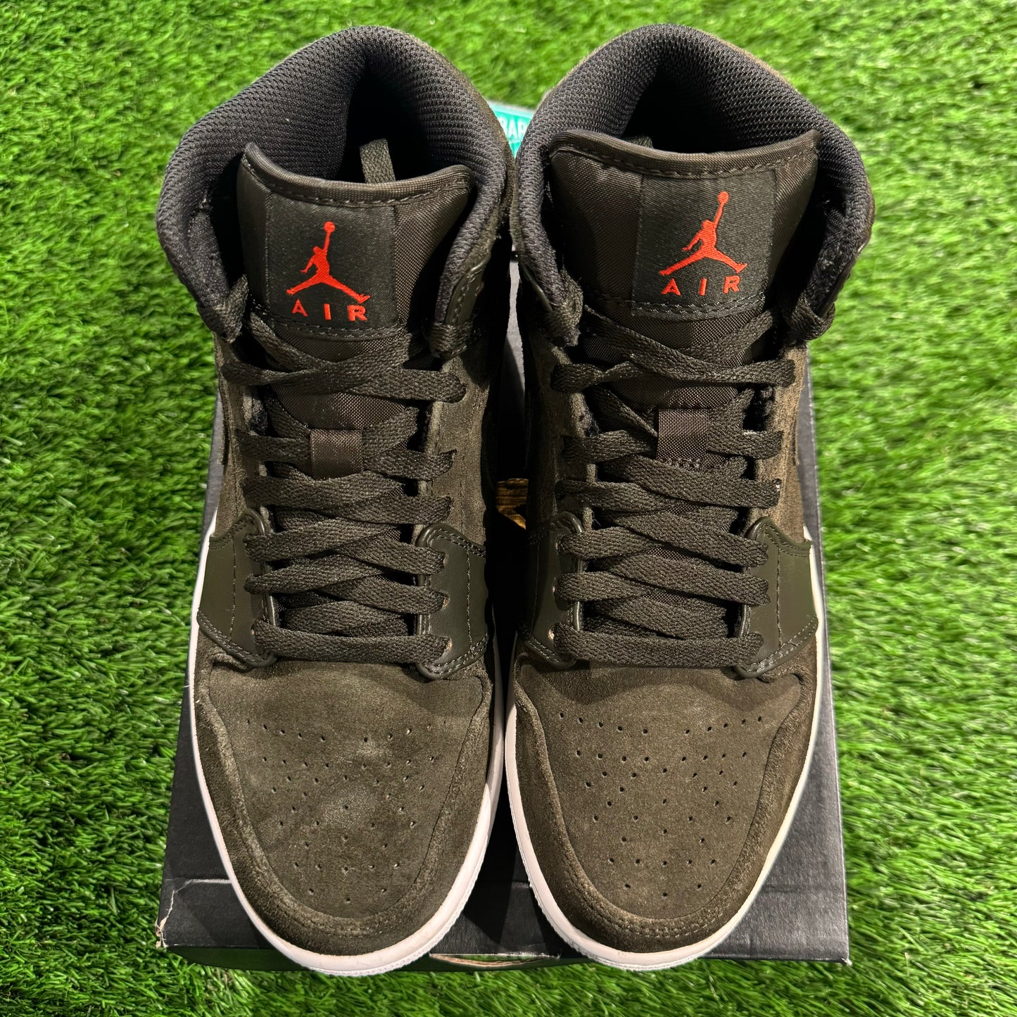 Air Jordan 1 Mid 'Sequoia Max Orange' 8M/9.5W