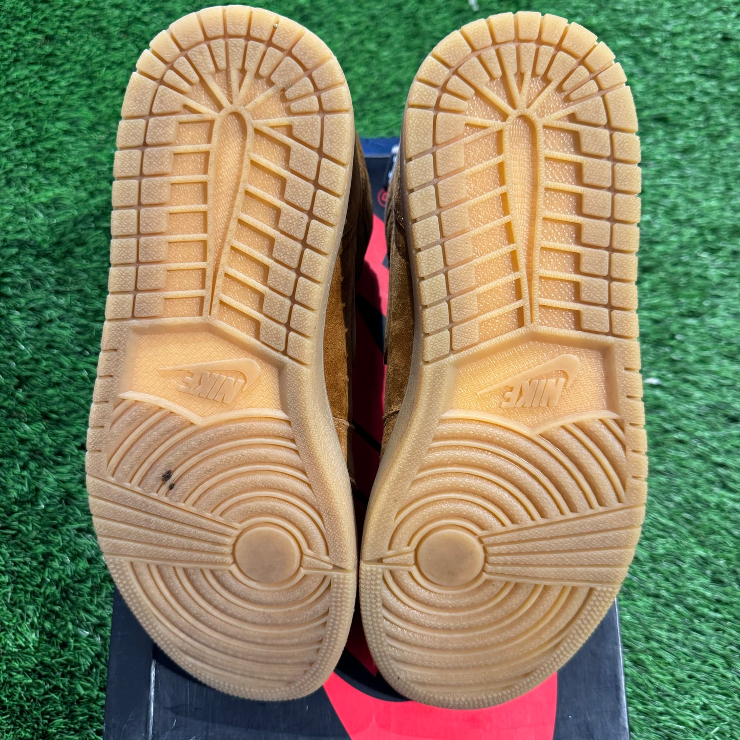 Air Jordan 1 Retro High OG 'Wheat'