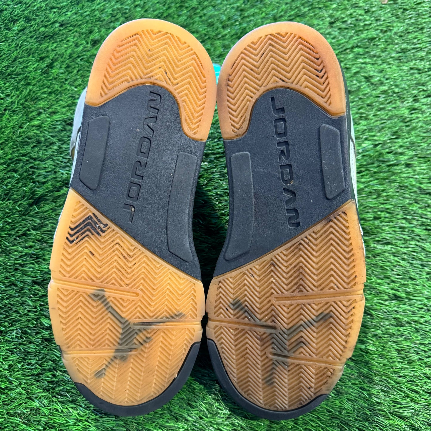 Air Jordan 5 Retro 'Jade Horizon'