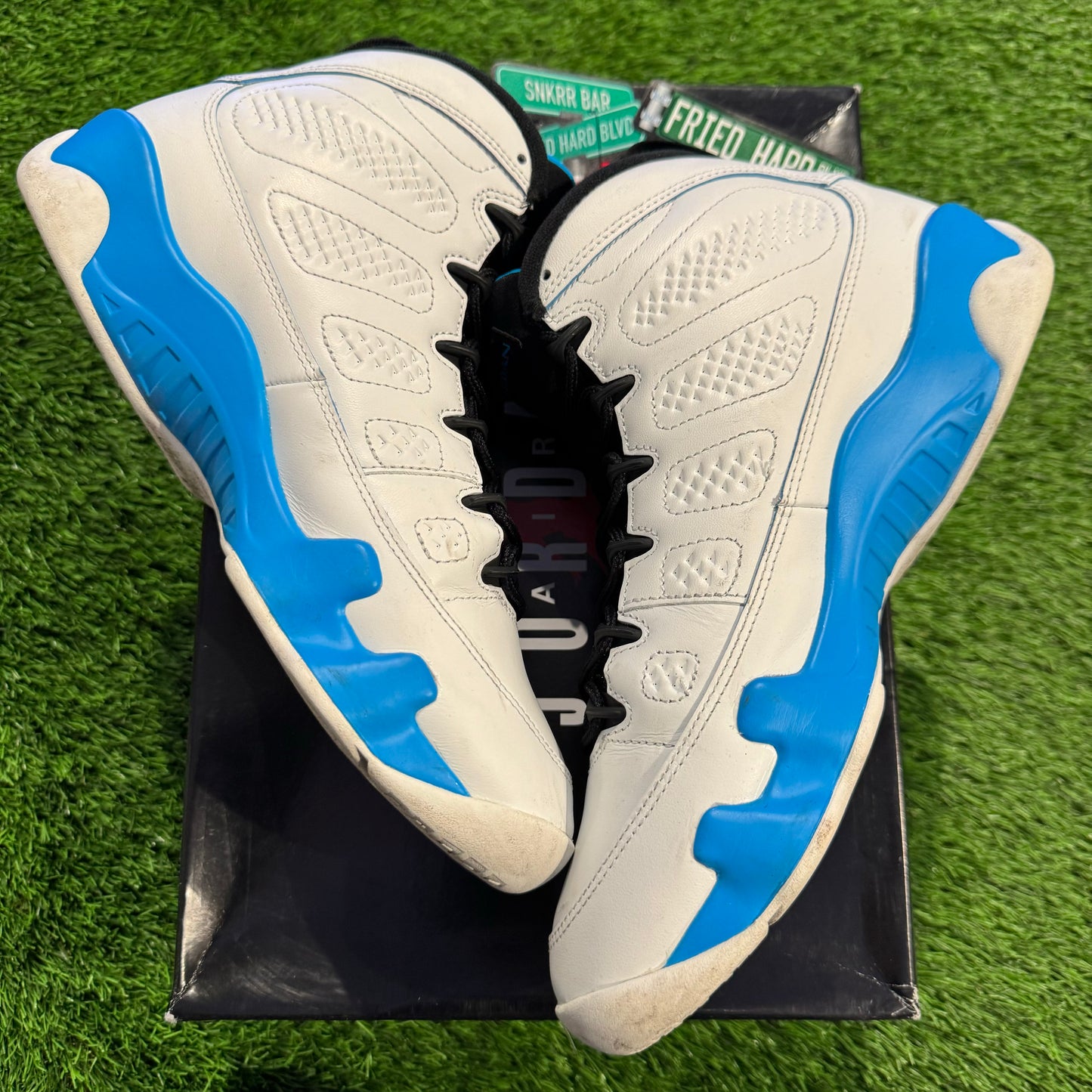 Air Jordan 9 Retro 'Powder Blue' 2024