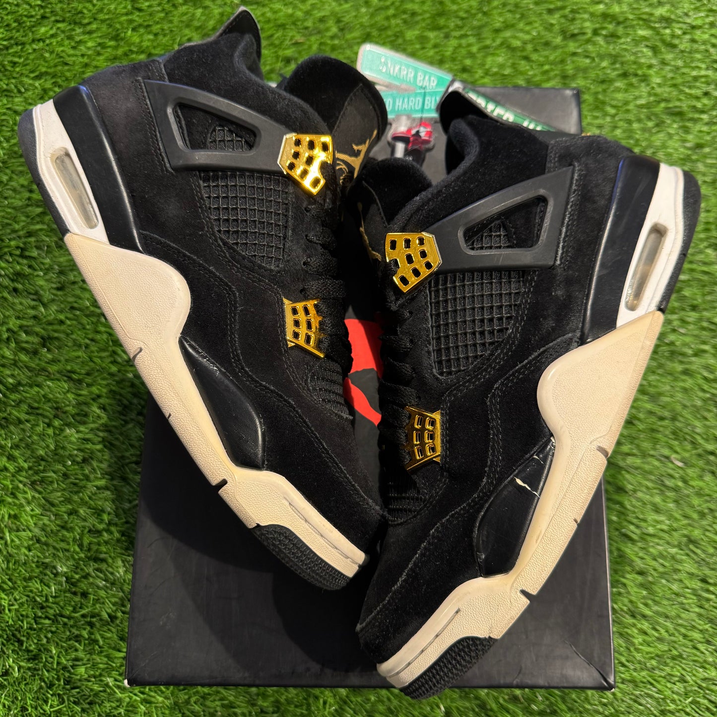 Air Jordan 4 Retro 'Royalty'