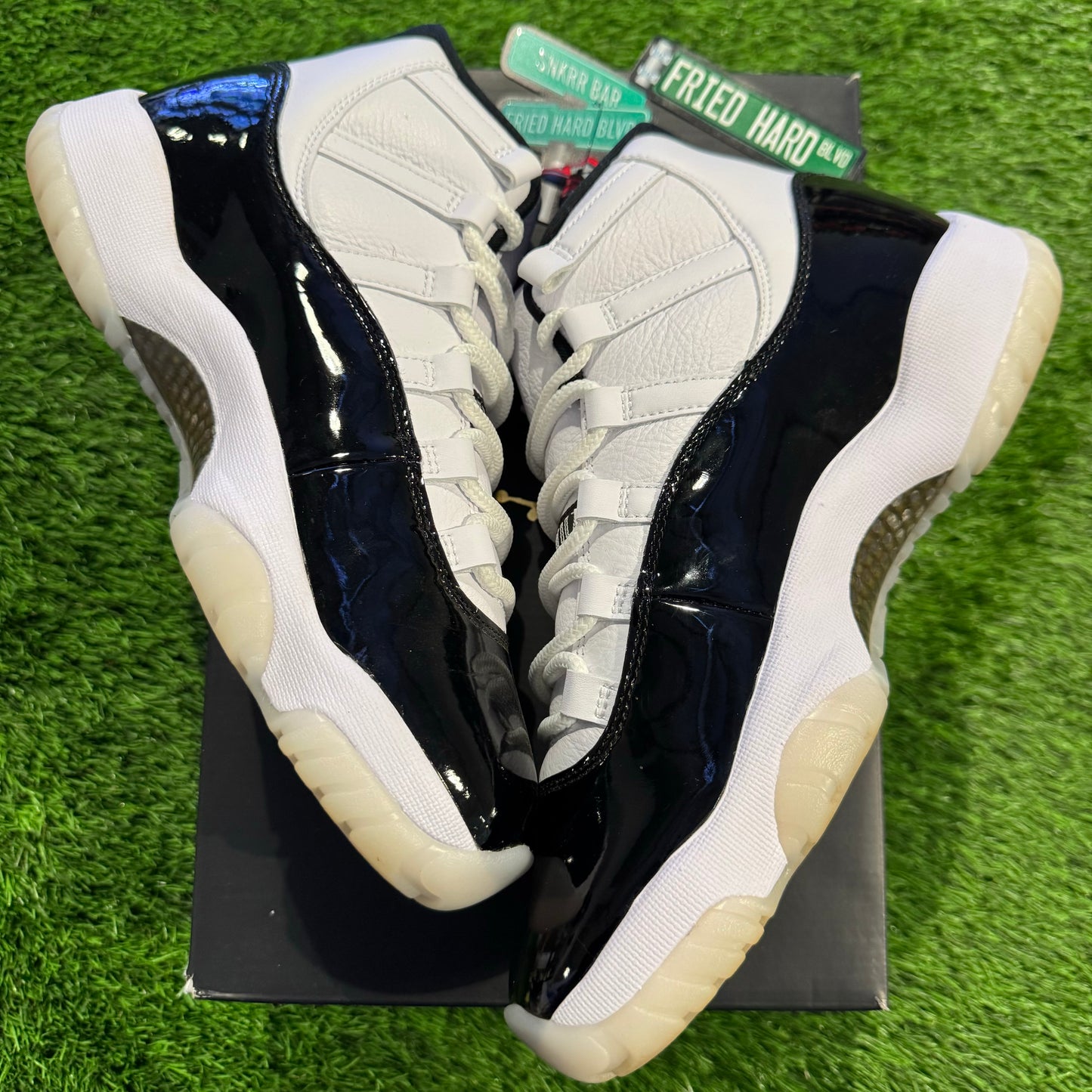 Air Jordan 11 Retro 'Gratitude / Defining Moments'