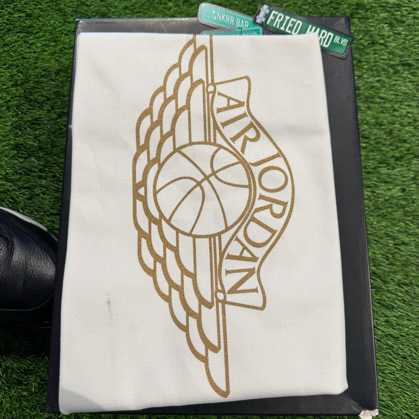 Air Jordan 4 Retro LS 'Oreo' 2015